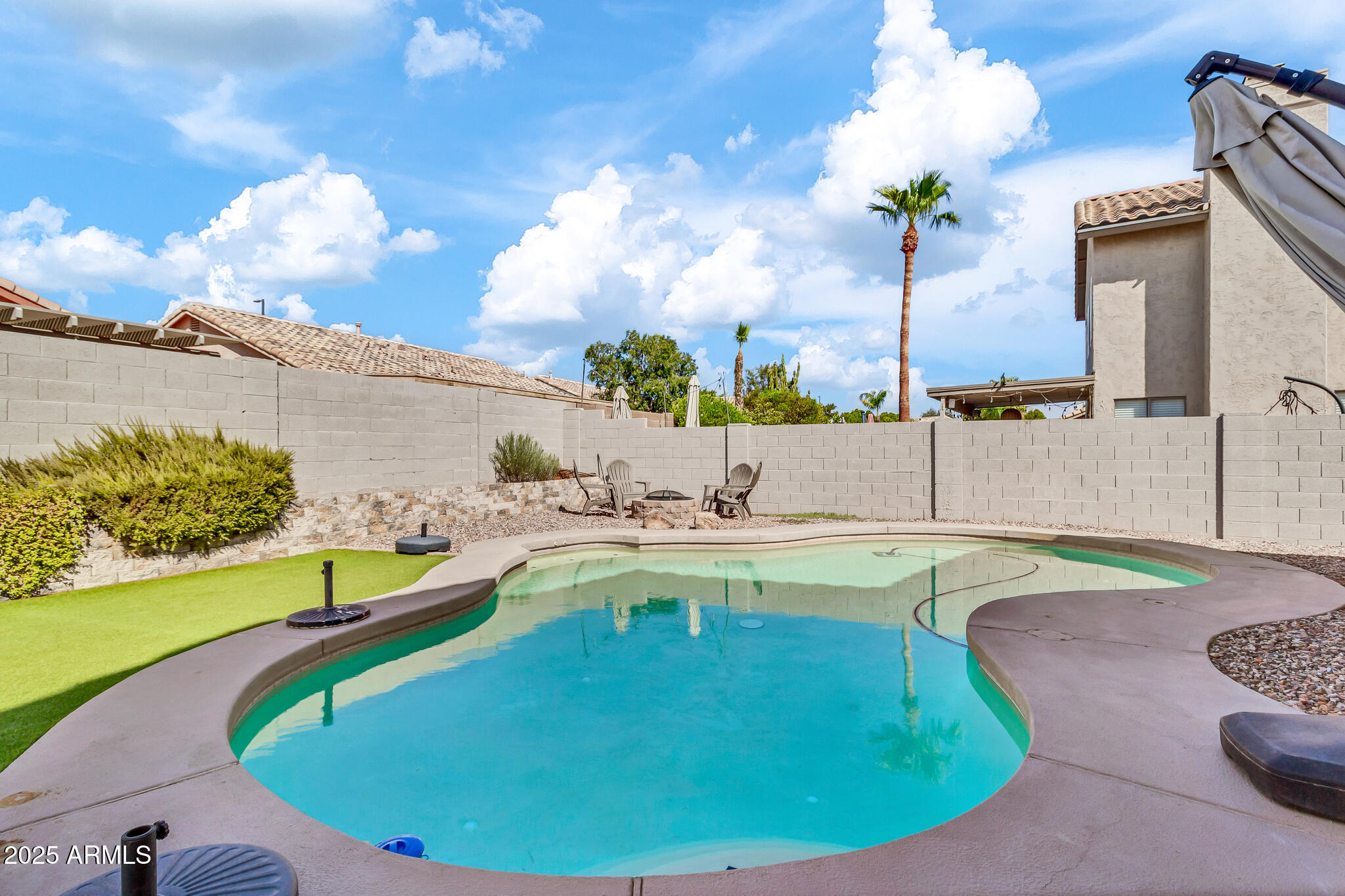 7314 E MADERO Avenue