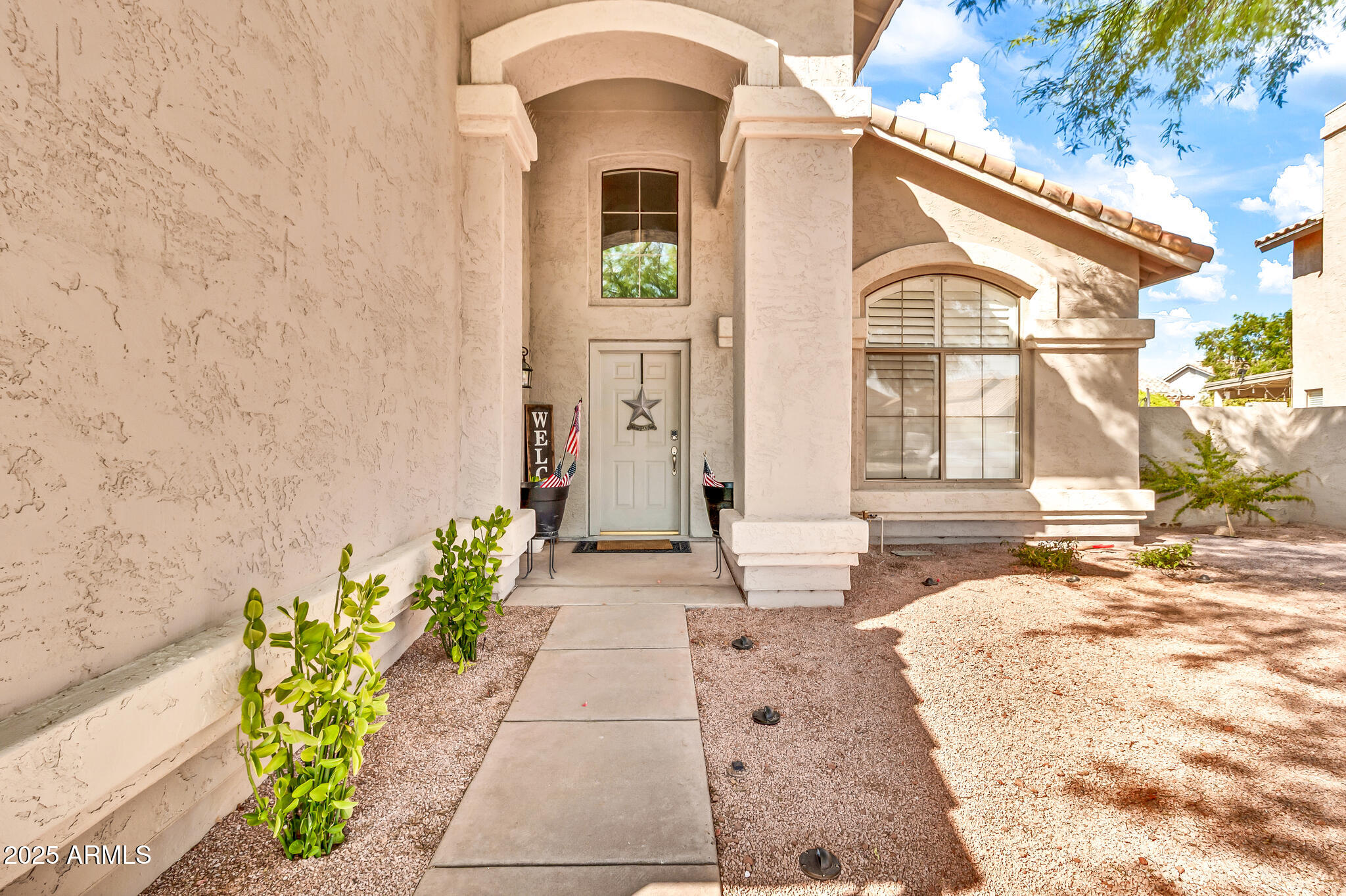 7314 E MADERO Avenue