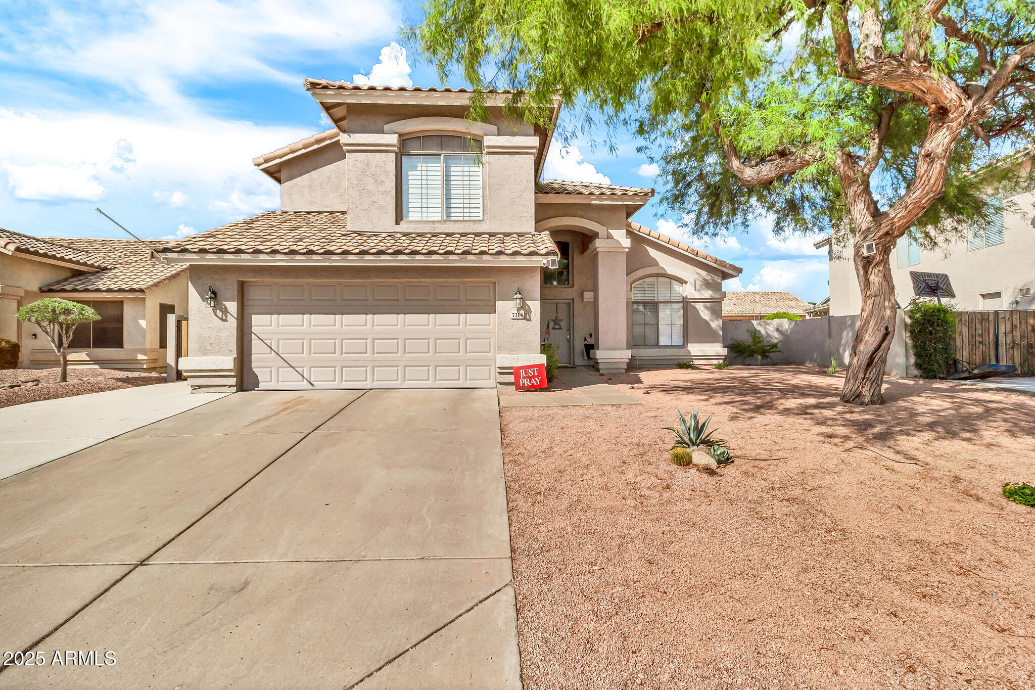 7314 E MADERO Avenue