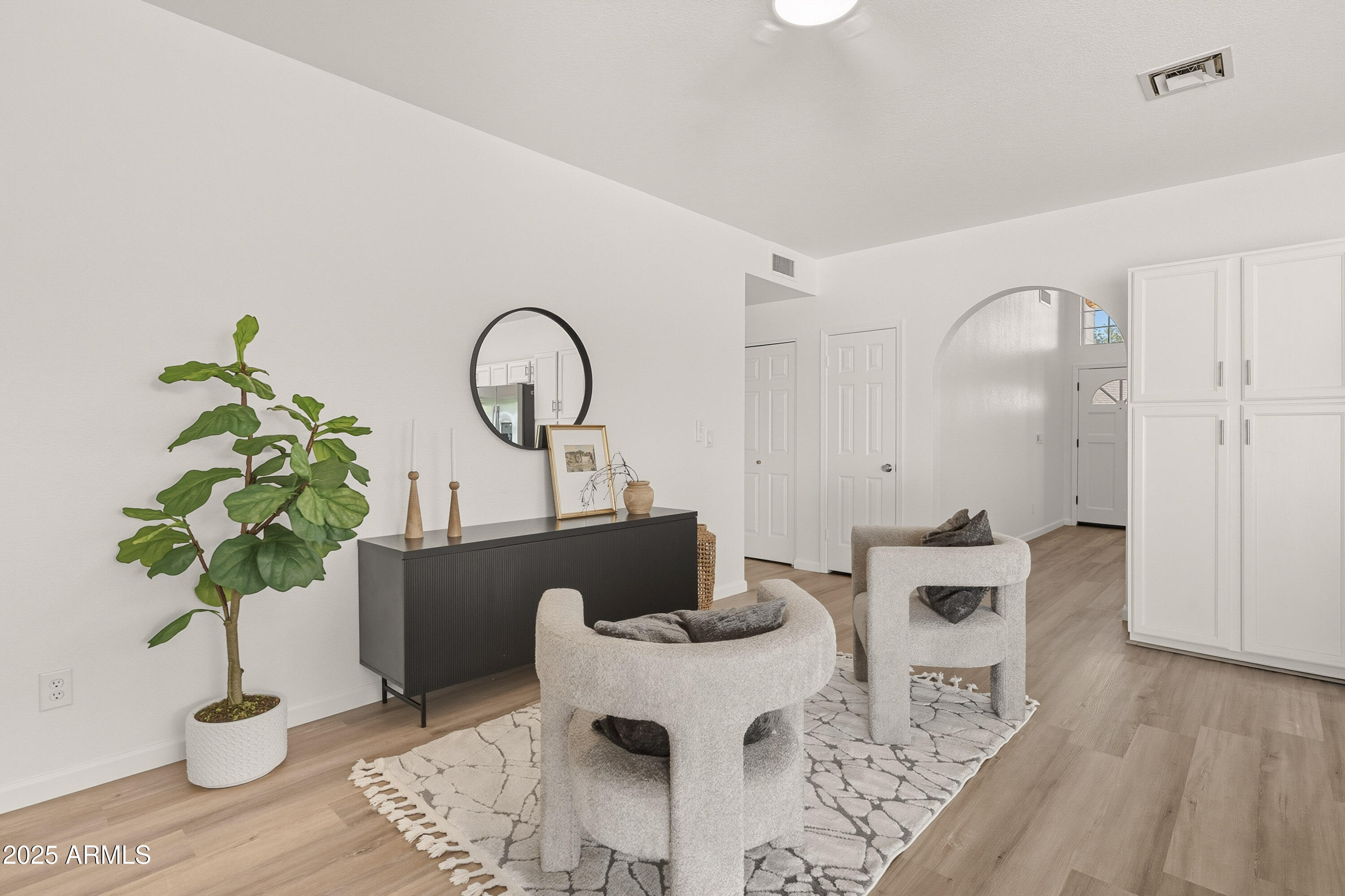 9045 E LUPINE Avenue