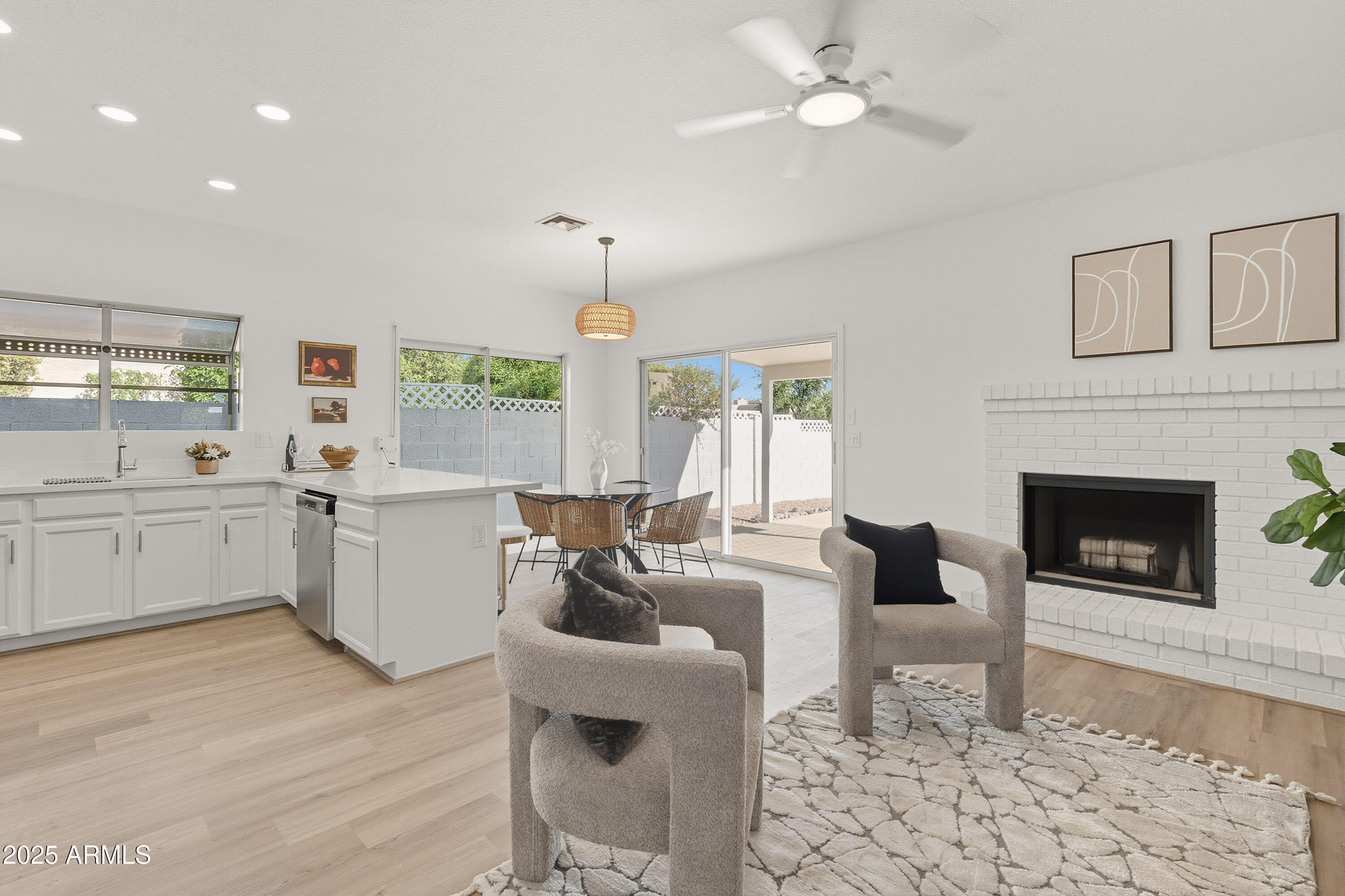 9045 E LUPINE Avenue