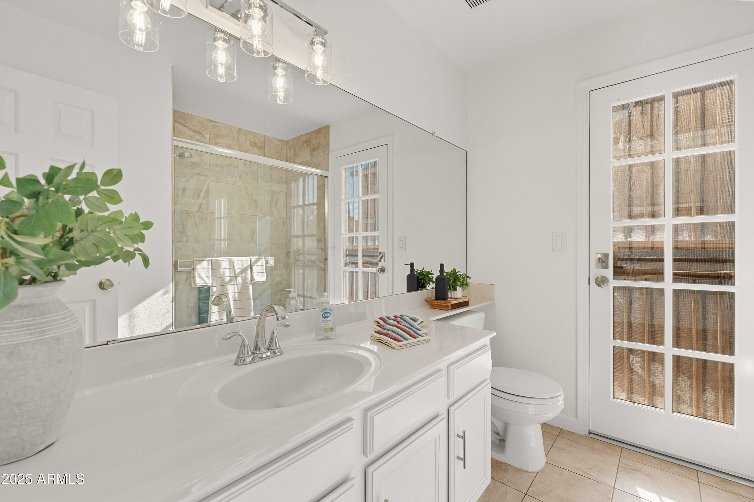 9045 E LUPINE Avenue