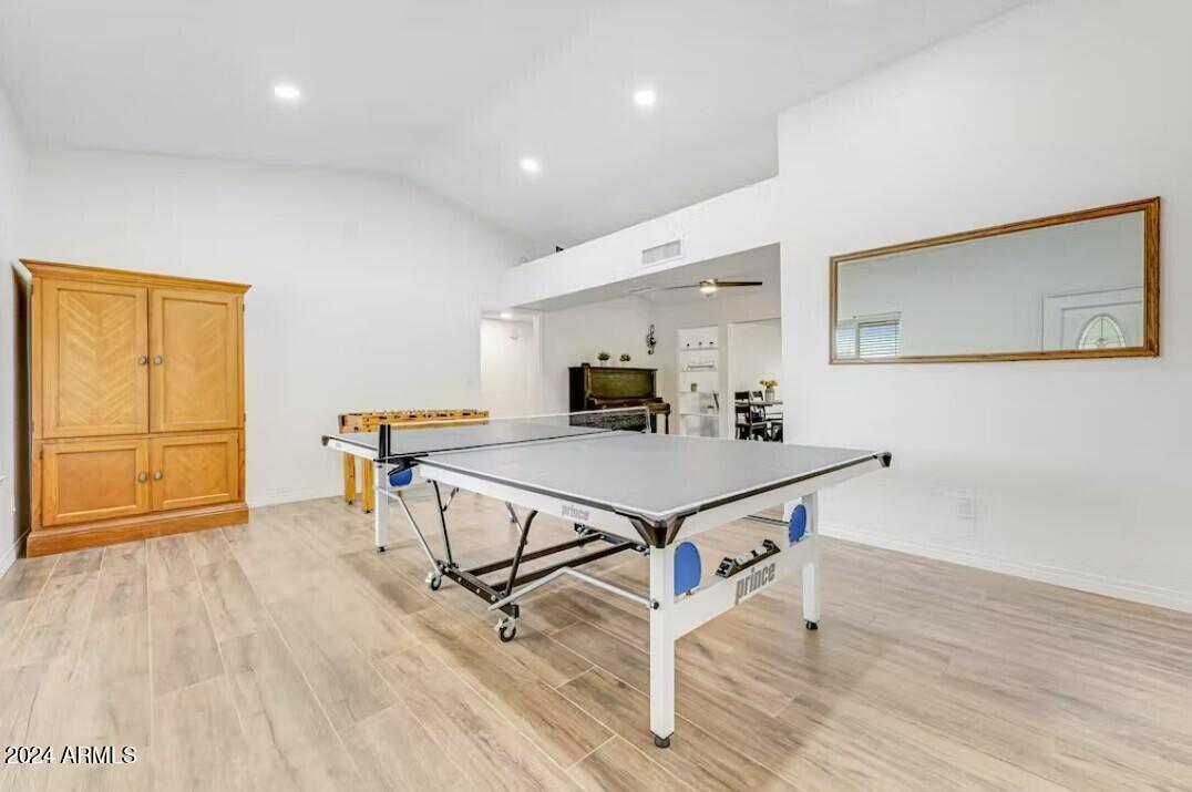 4258 E DECATUR Street