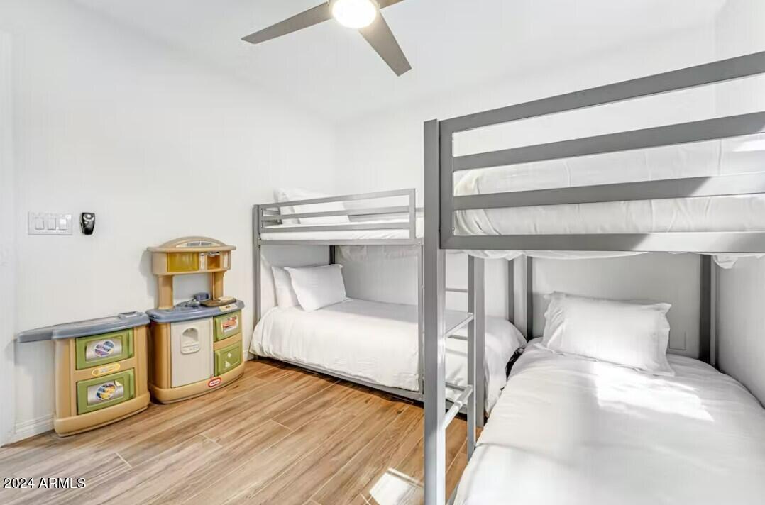 4258 E DECATUR Street