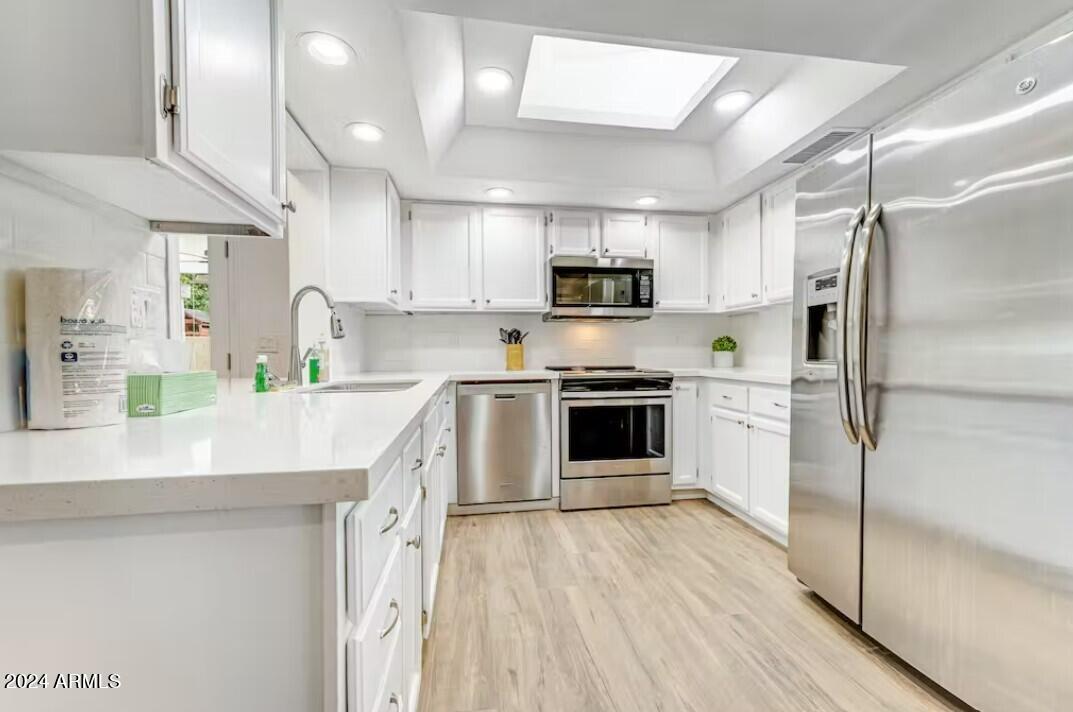 4258 E DECATUR Street