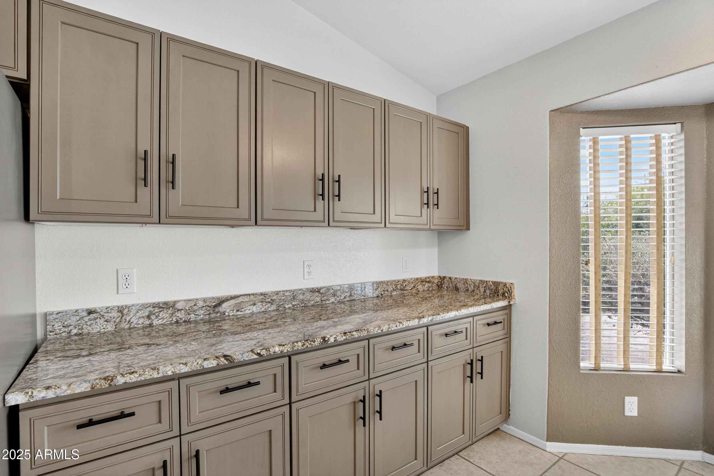 9425 E ENSENADA Street