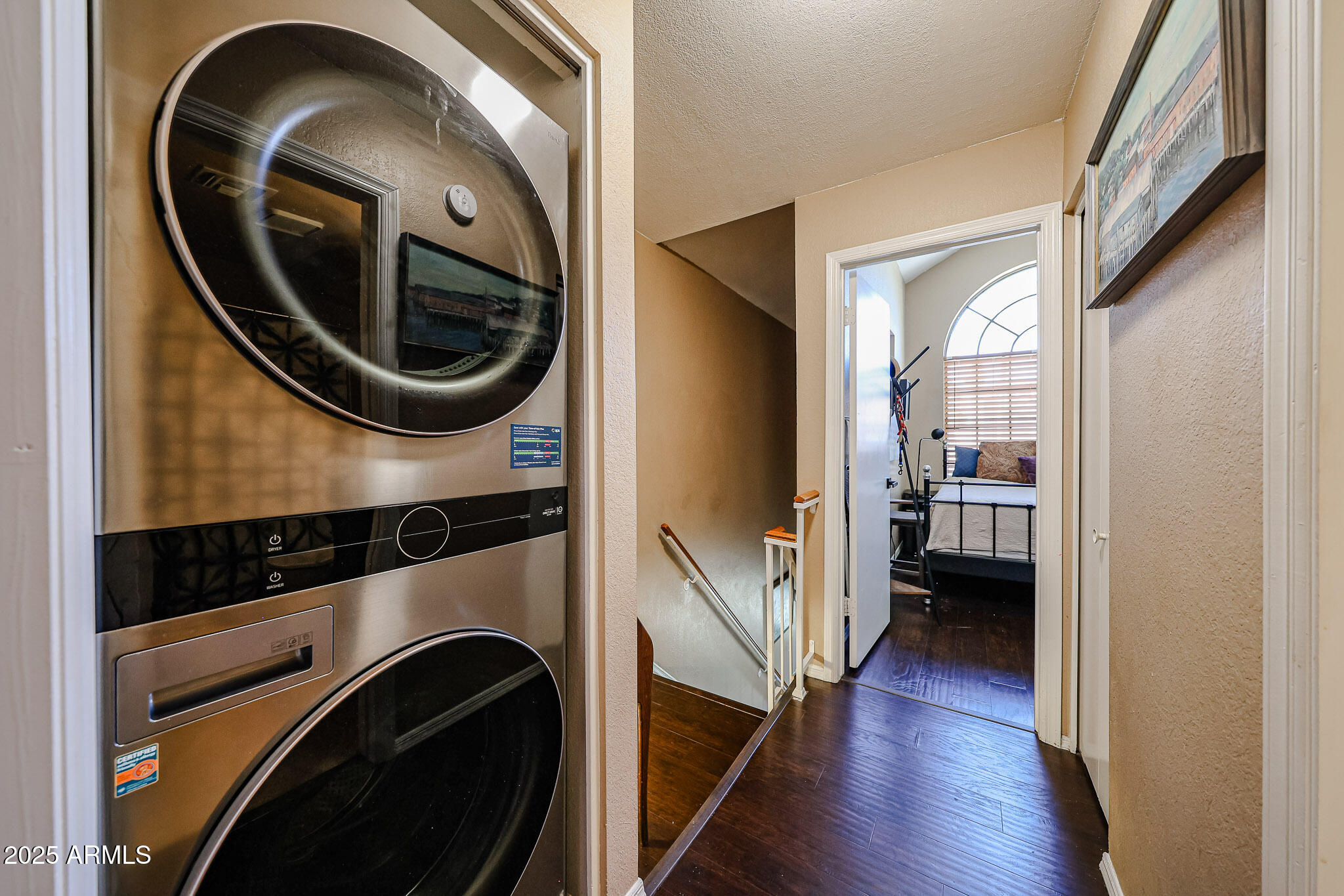 4901 E KELTON Lane, 1205