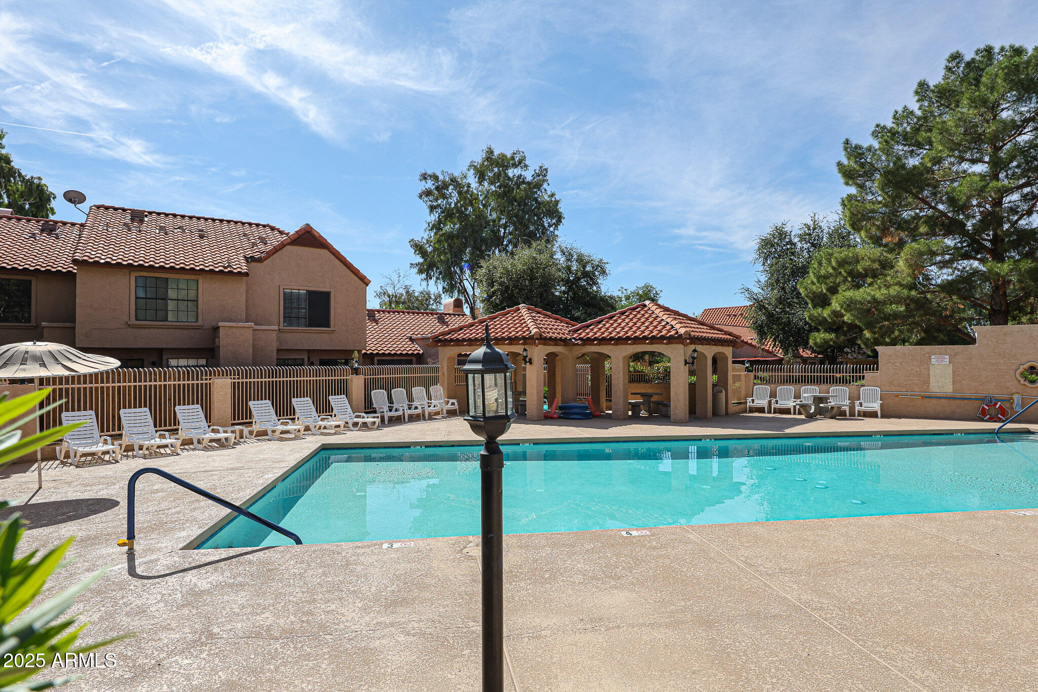 4901 E KELTON Lane, 1205