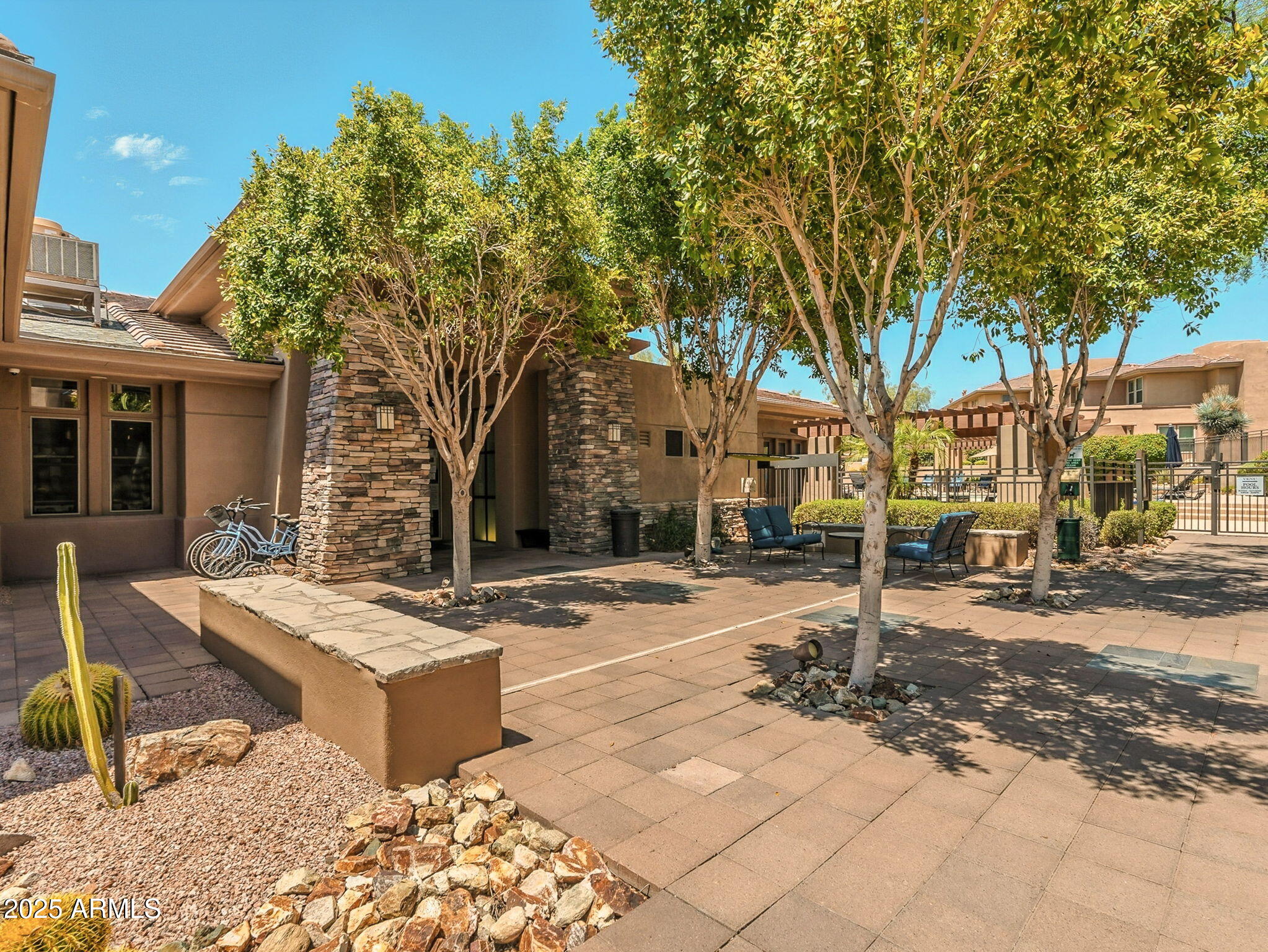 19777 N 76TH Street, 3152