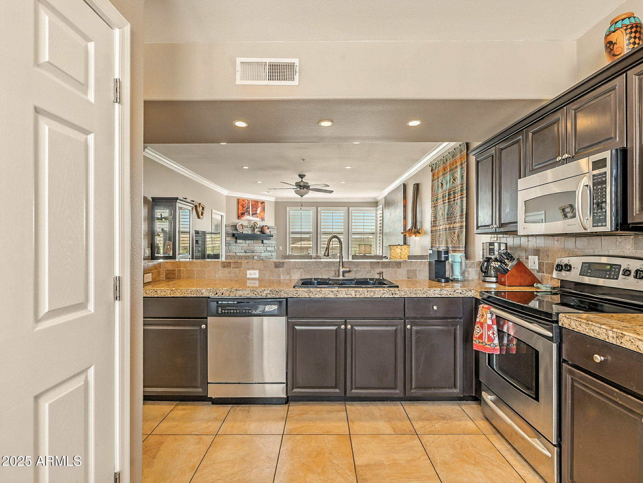 19777 N 76TH Street, 3152