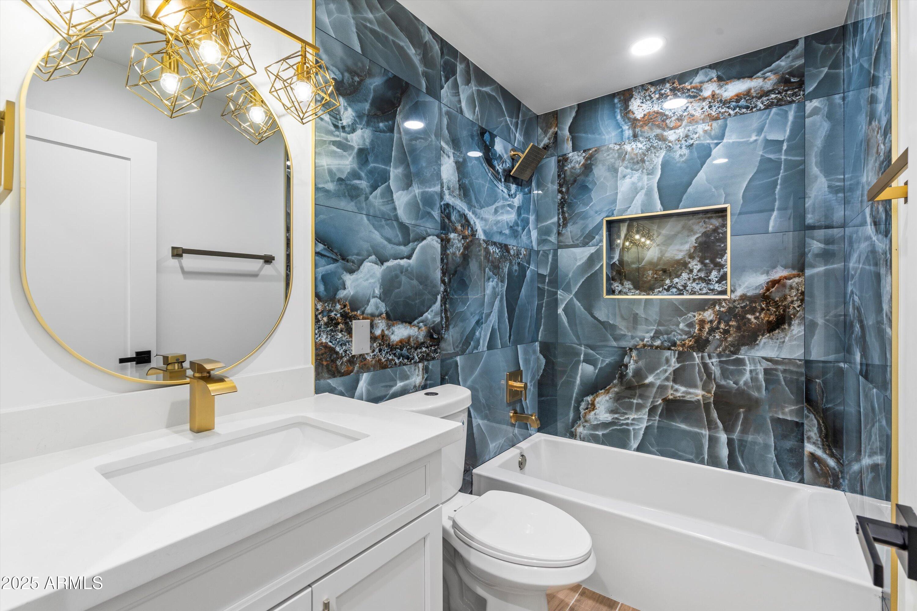 7225 E HARMONT Drive