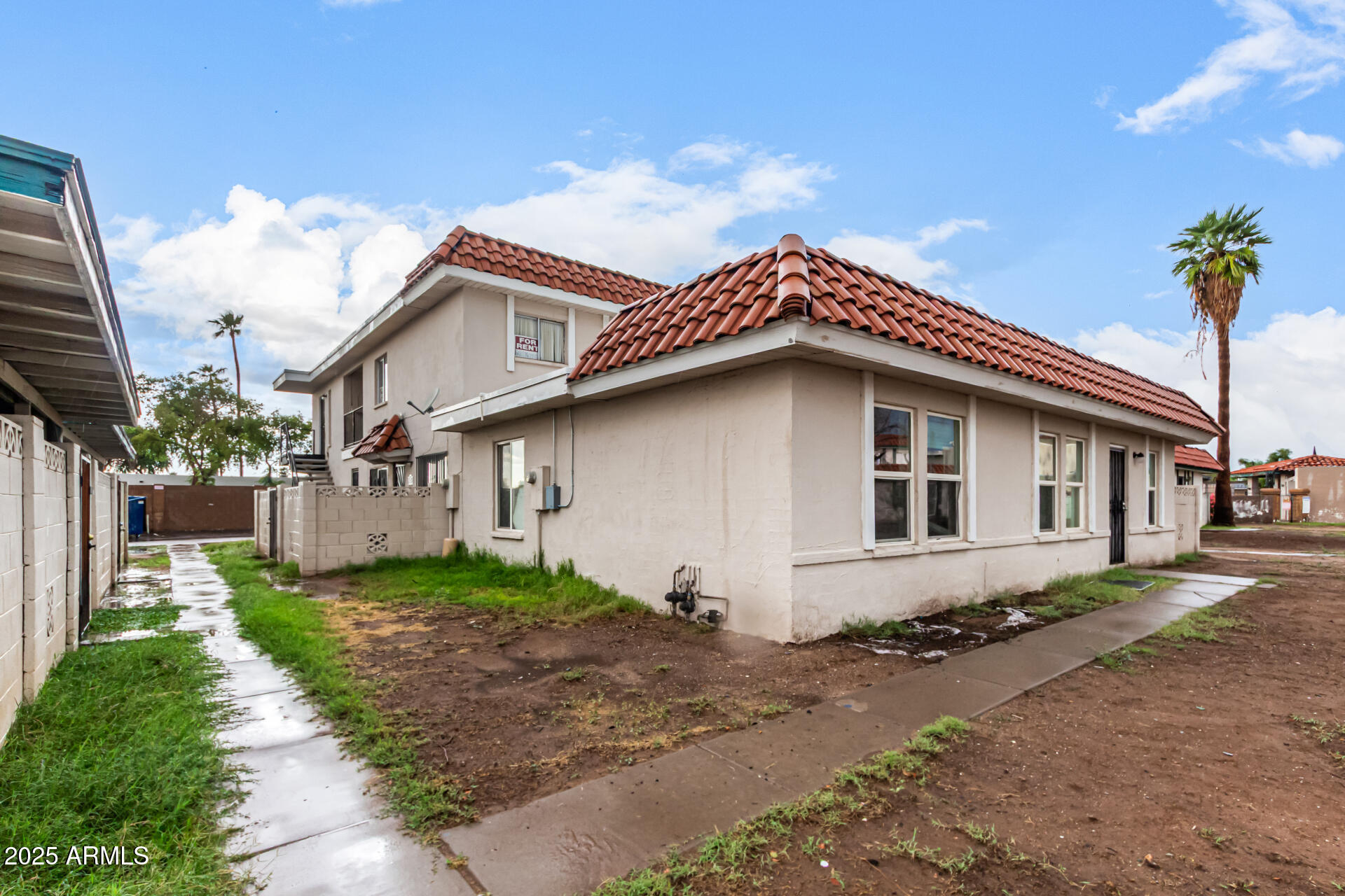 2133 W TURNEY Avenue, D76