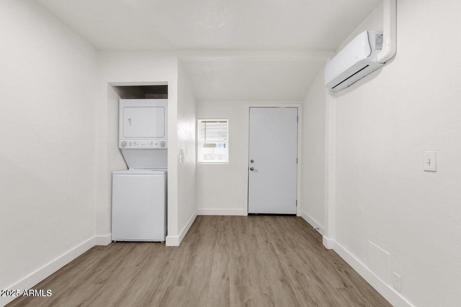 1341 E WILLETTA Street, B