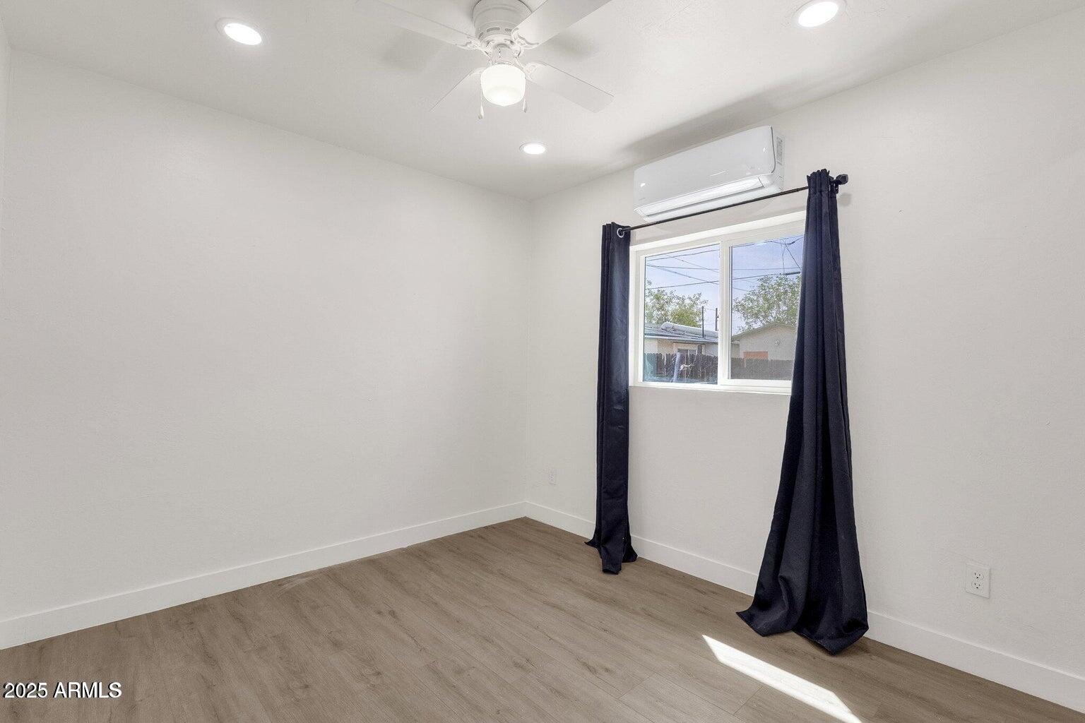 1341 E WILLETTA Street, B