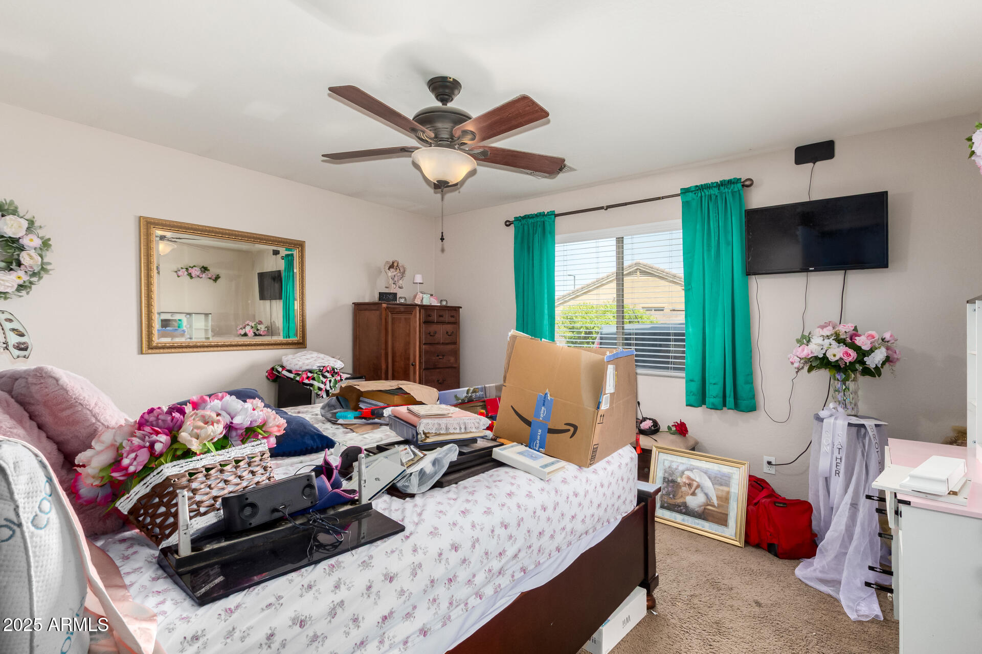 23702 W HIDALGO Avenue