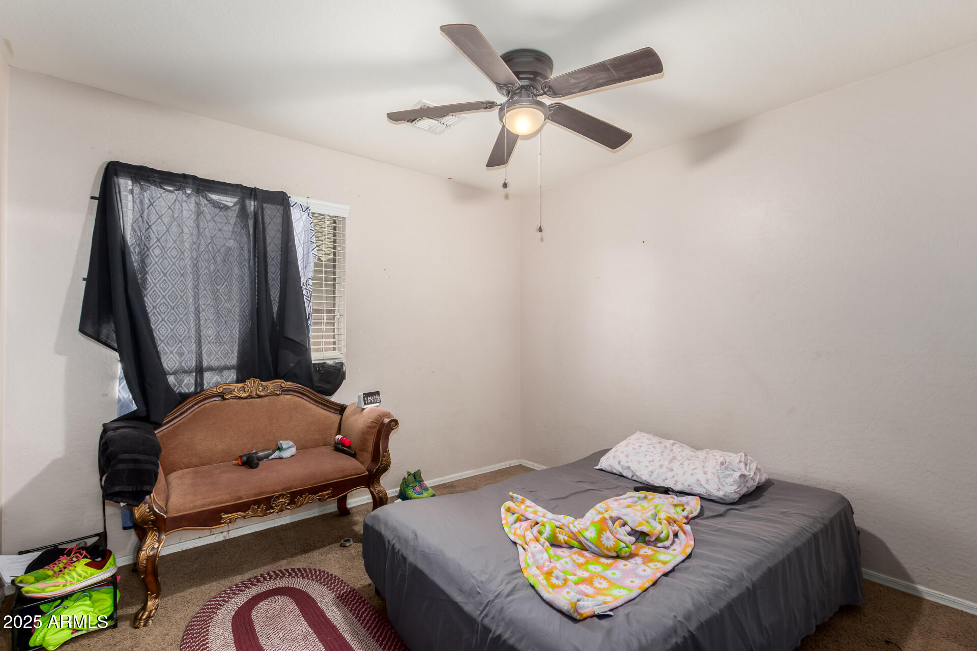 23702 W HIDALGO Avenue