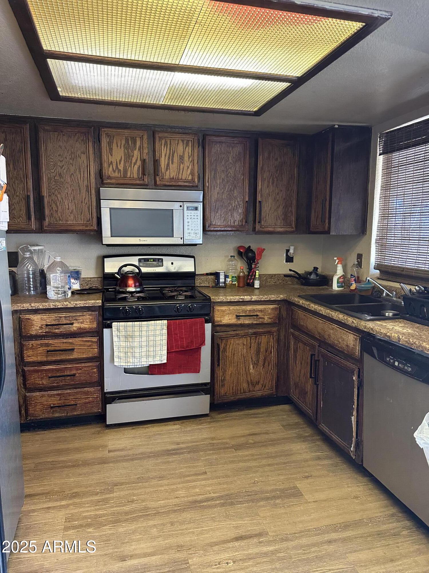 8735 W HAZELWOOD Street