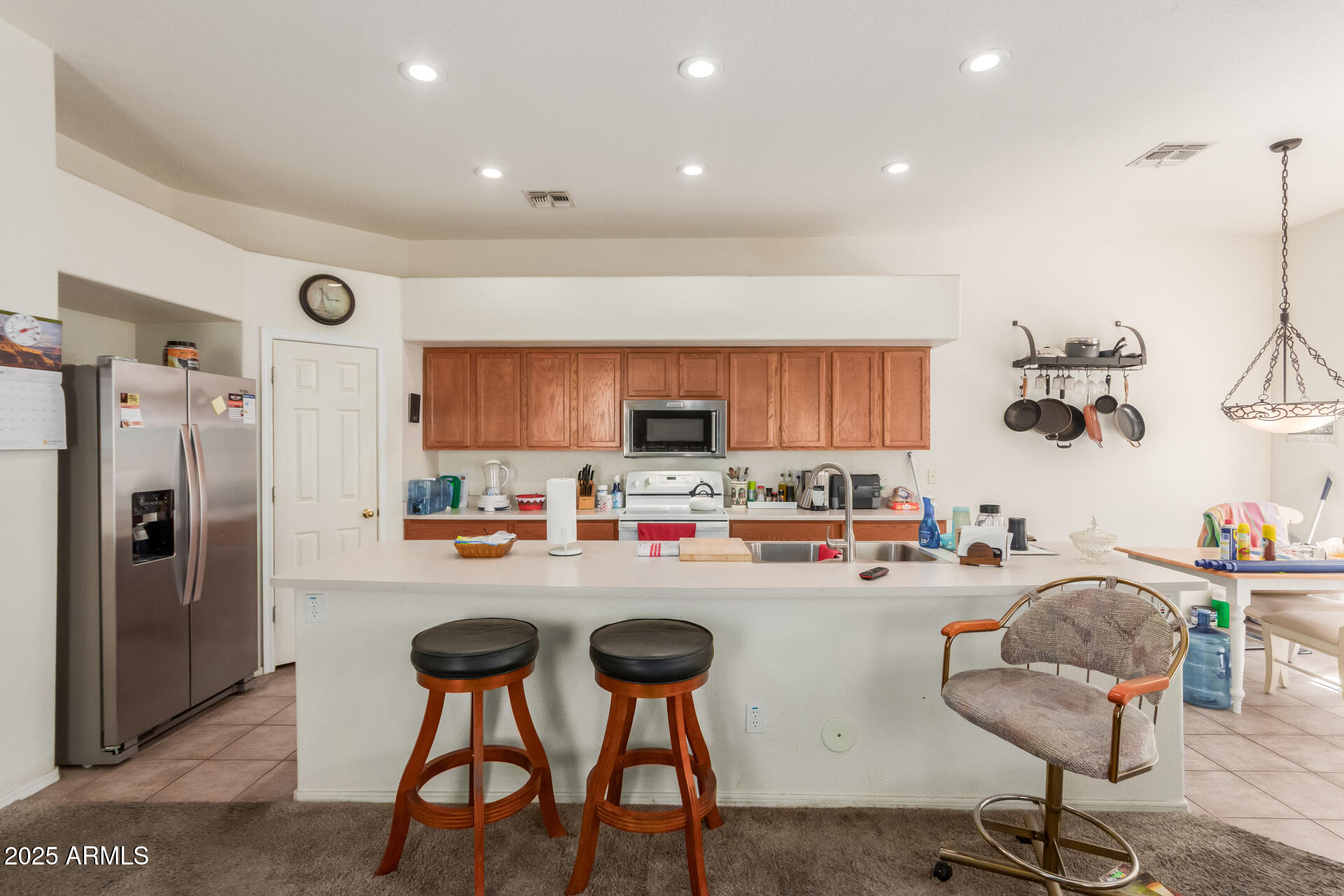 1818 S SADDLE Street