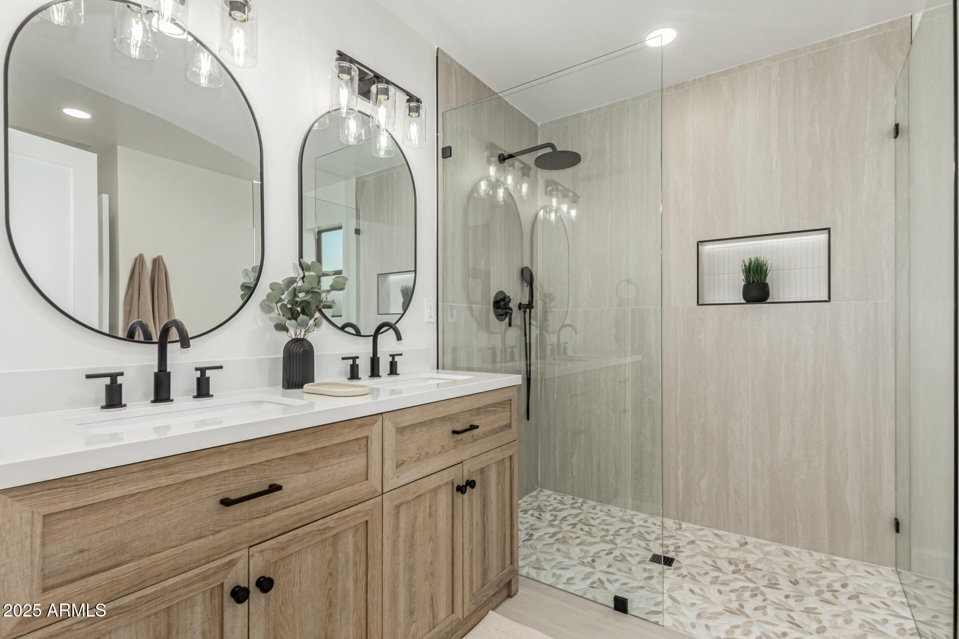 20034 N CROWN RIDGE Drive