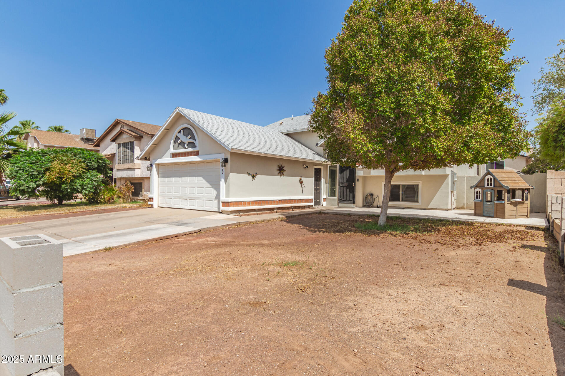 8830 W VERNON Avenue