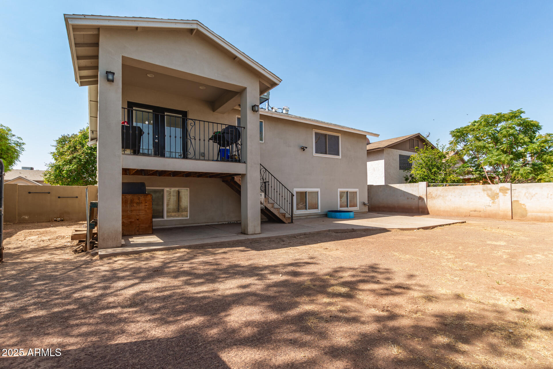 8830 W VERNON Avenue