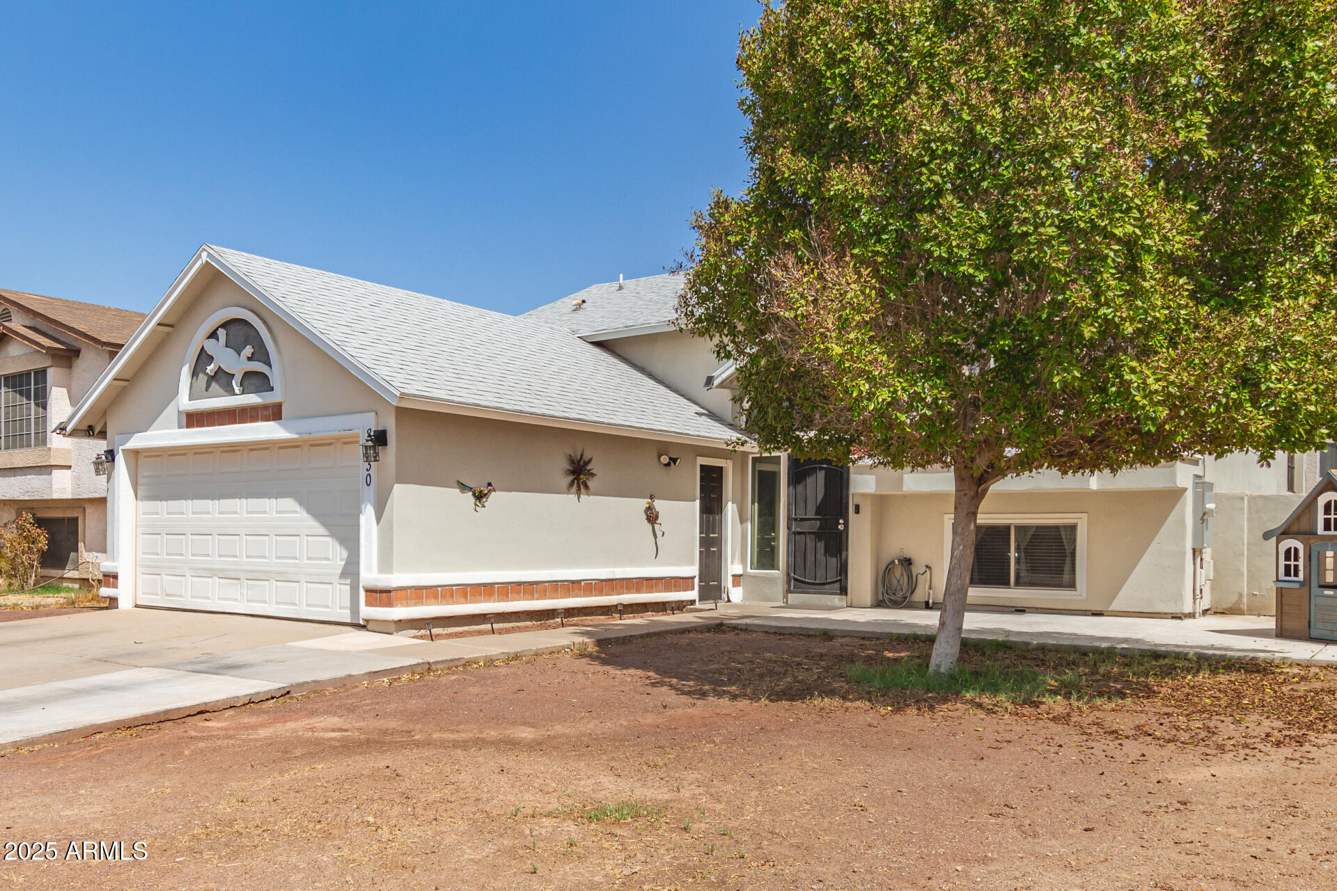 8830 W VERNON Avenue