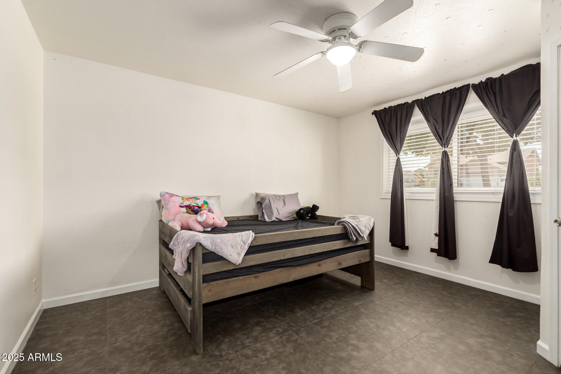 8830 W VERNON Avenue