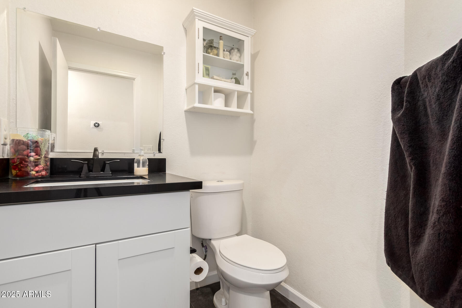 8830 W VERNON Avenue