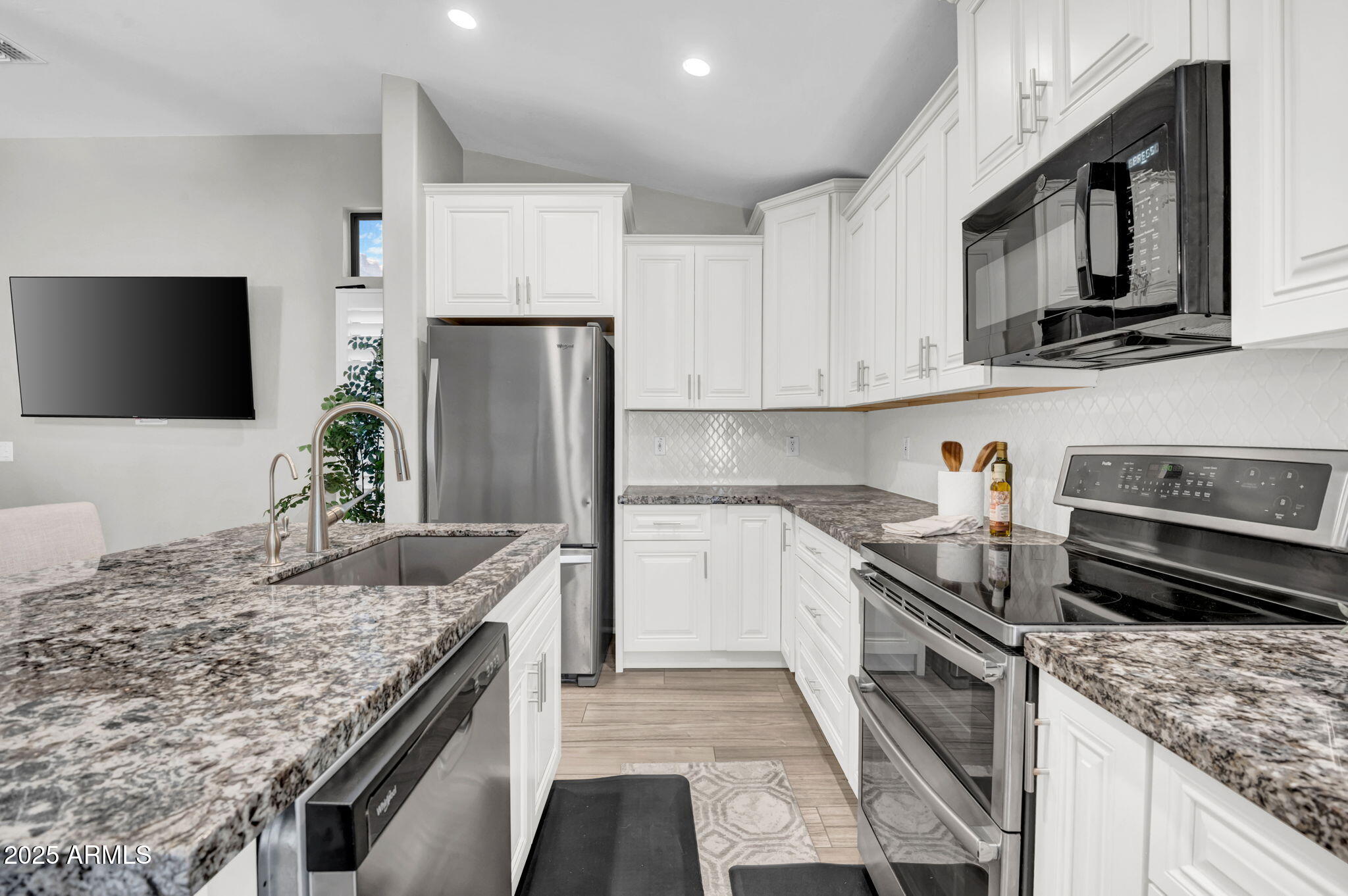 16620 S 48TH Street, 21