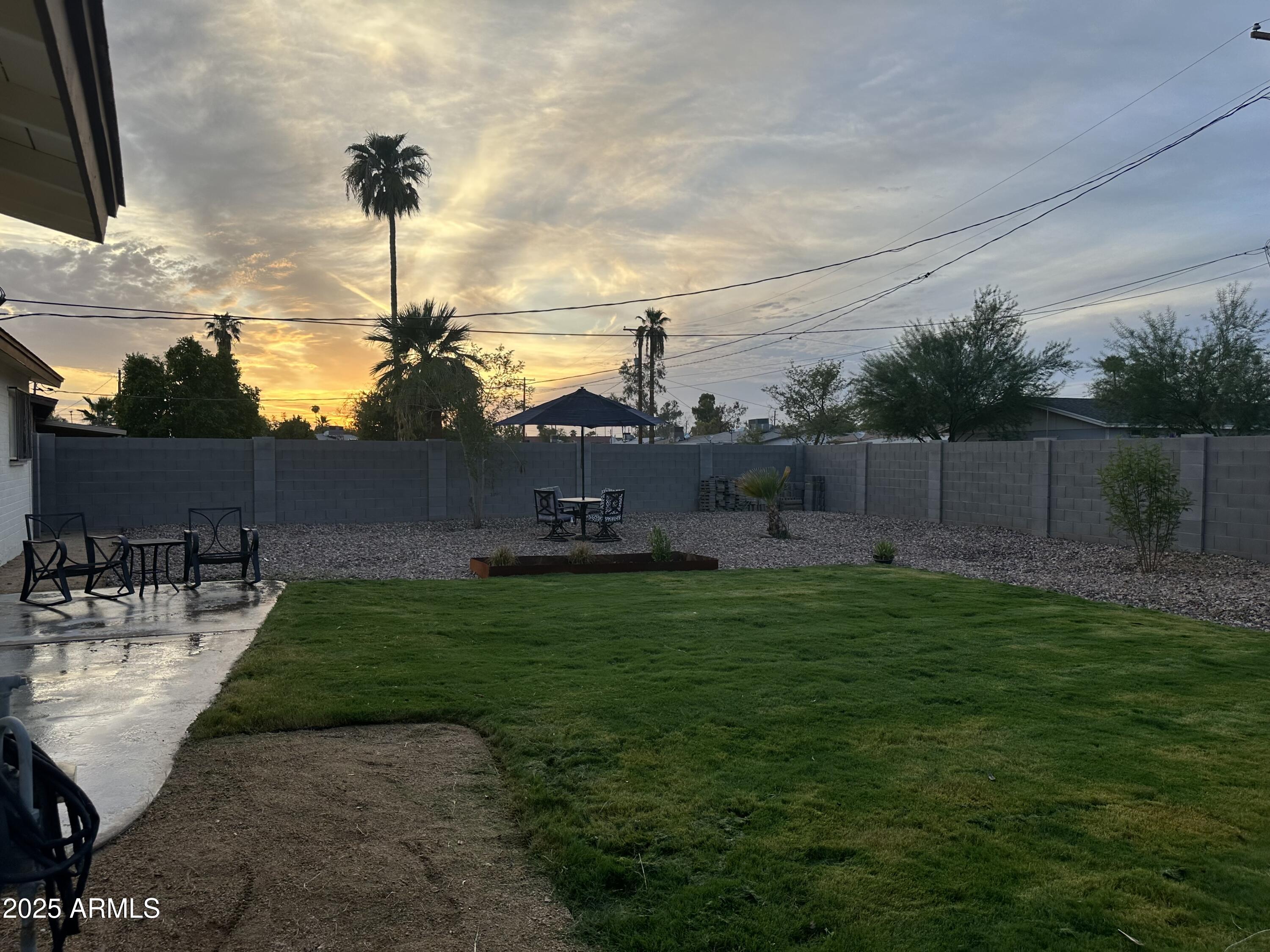 1956 E PALMCROFT Drive