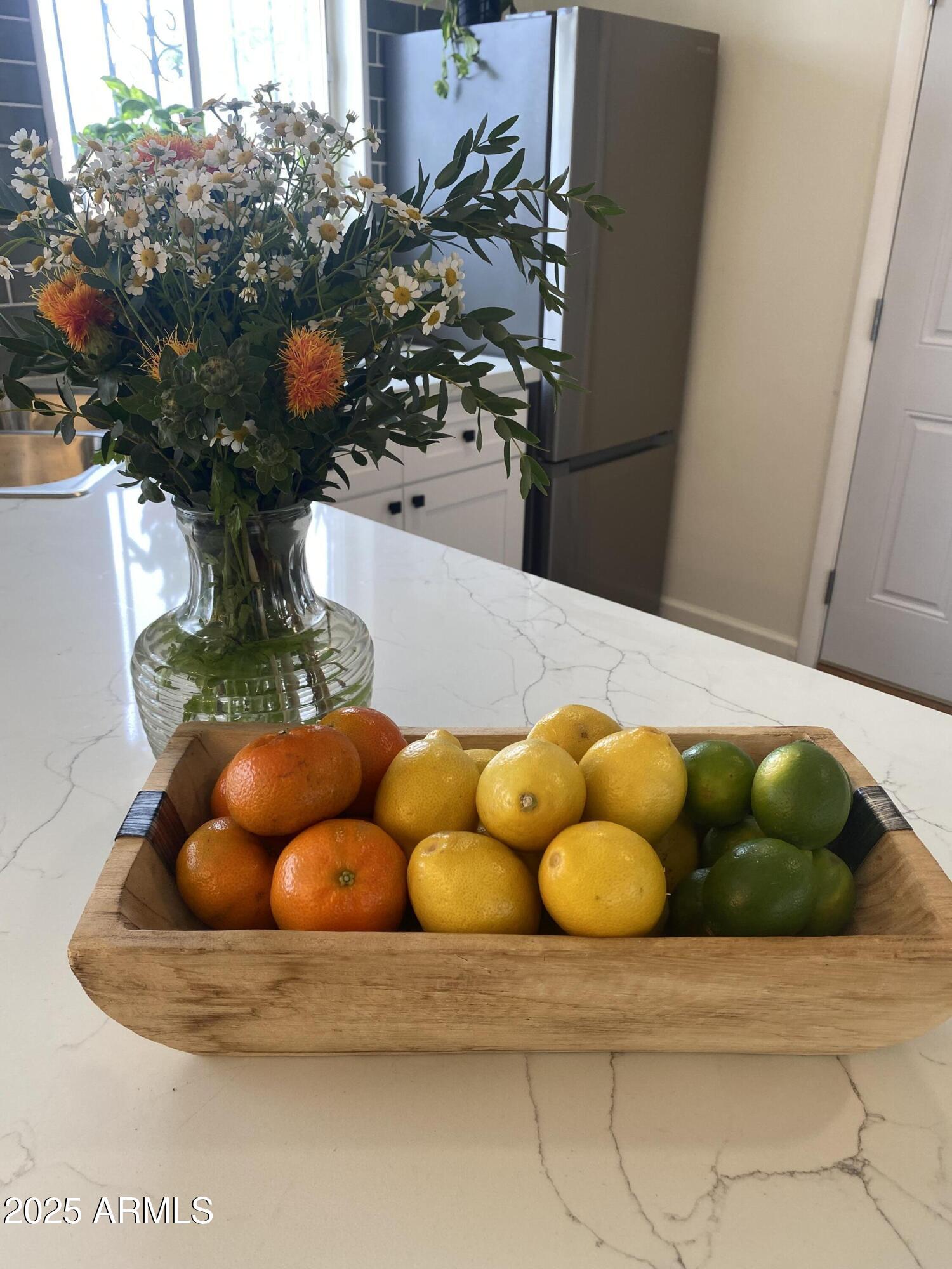 1956 E PALMCROFT Drive