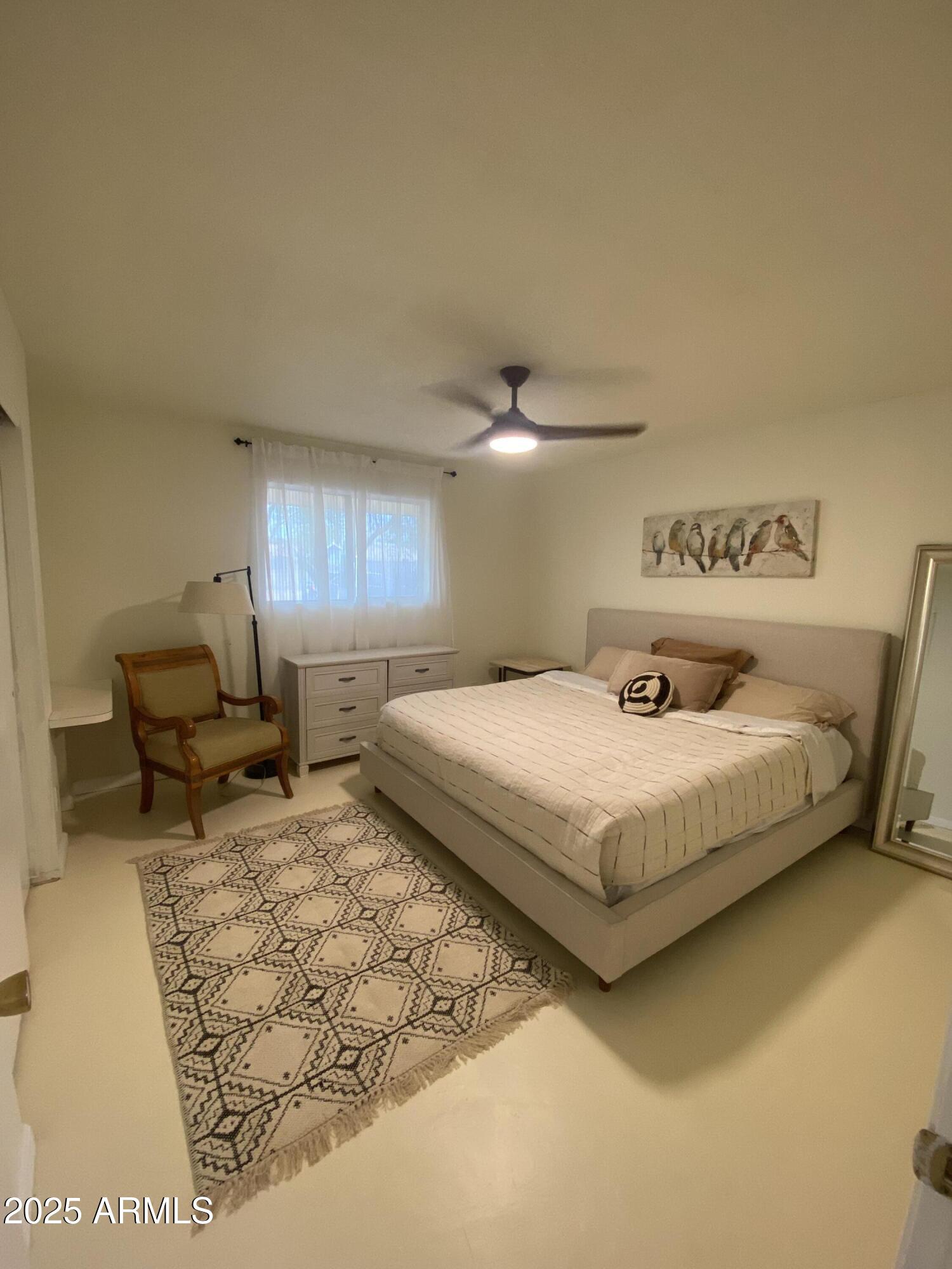 1956 E PALMCROFT Drive