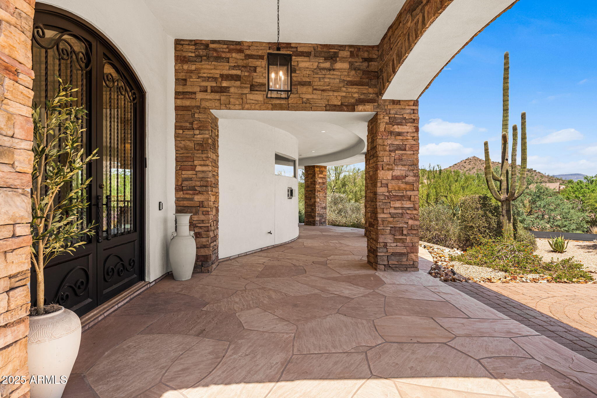 35530 N CANYON CROSSINGS Drive