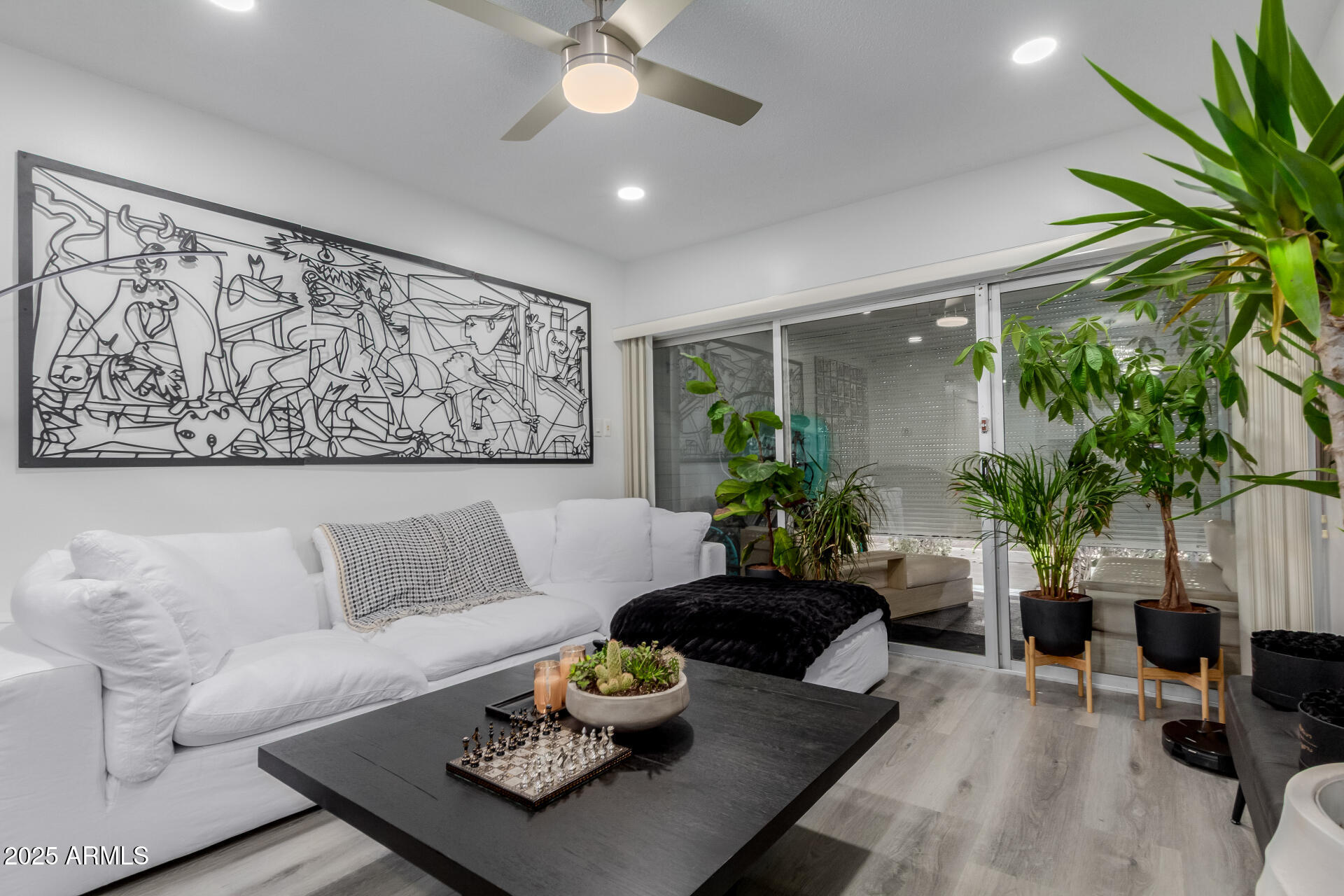 6125 E INDIAN SCHOOL Road, 193