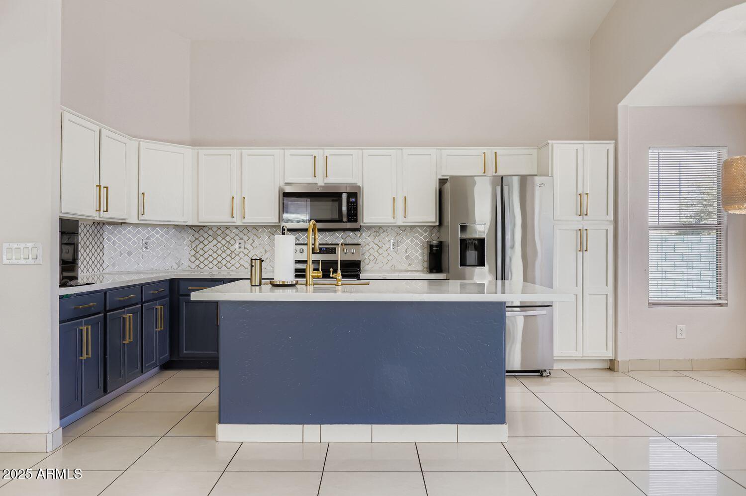 11159 W TONTO Street