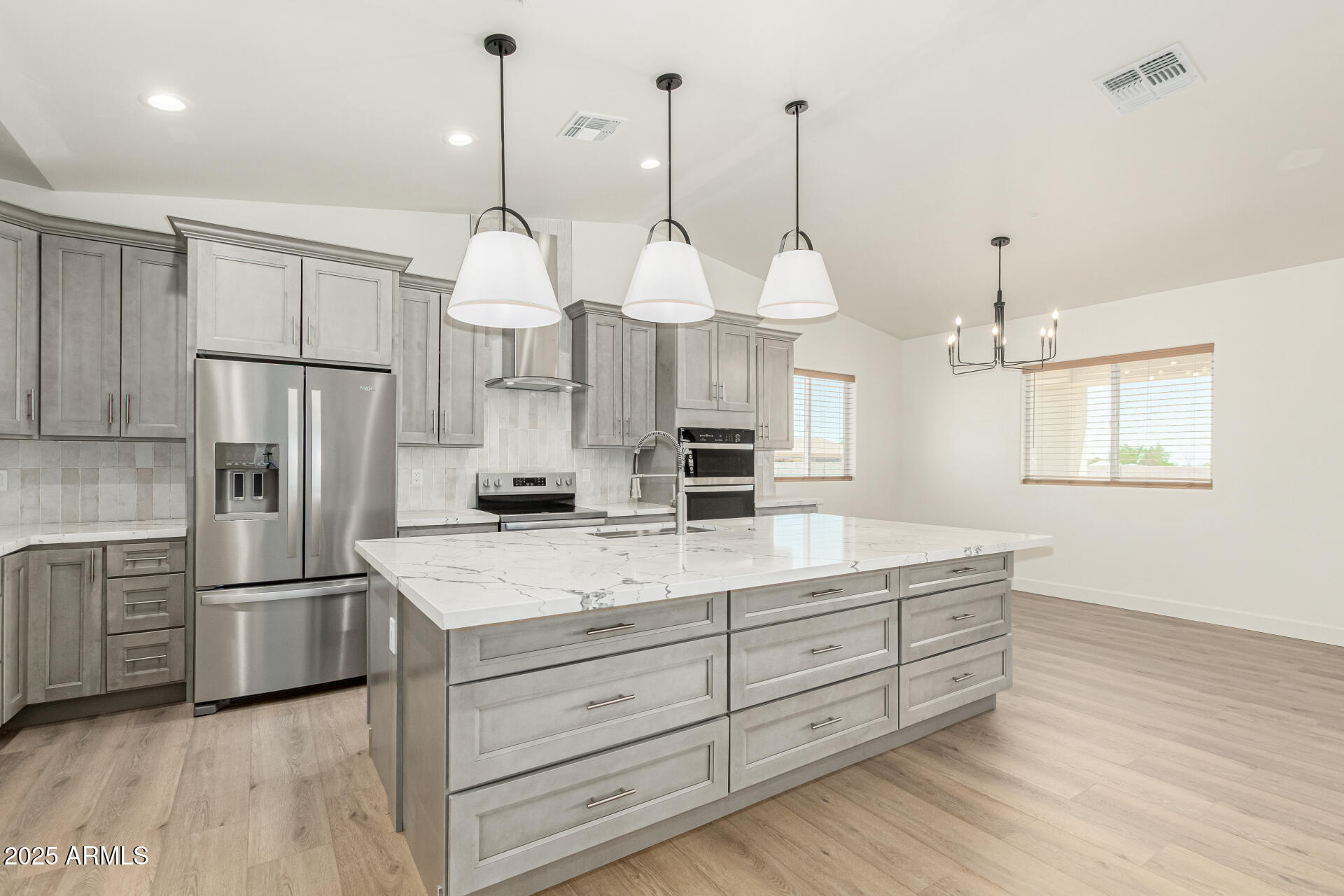 18215 W ENOCH Drive
