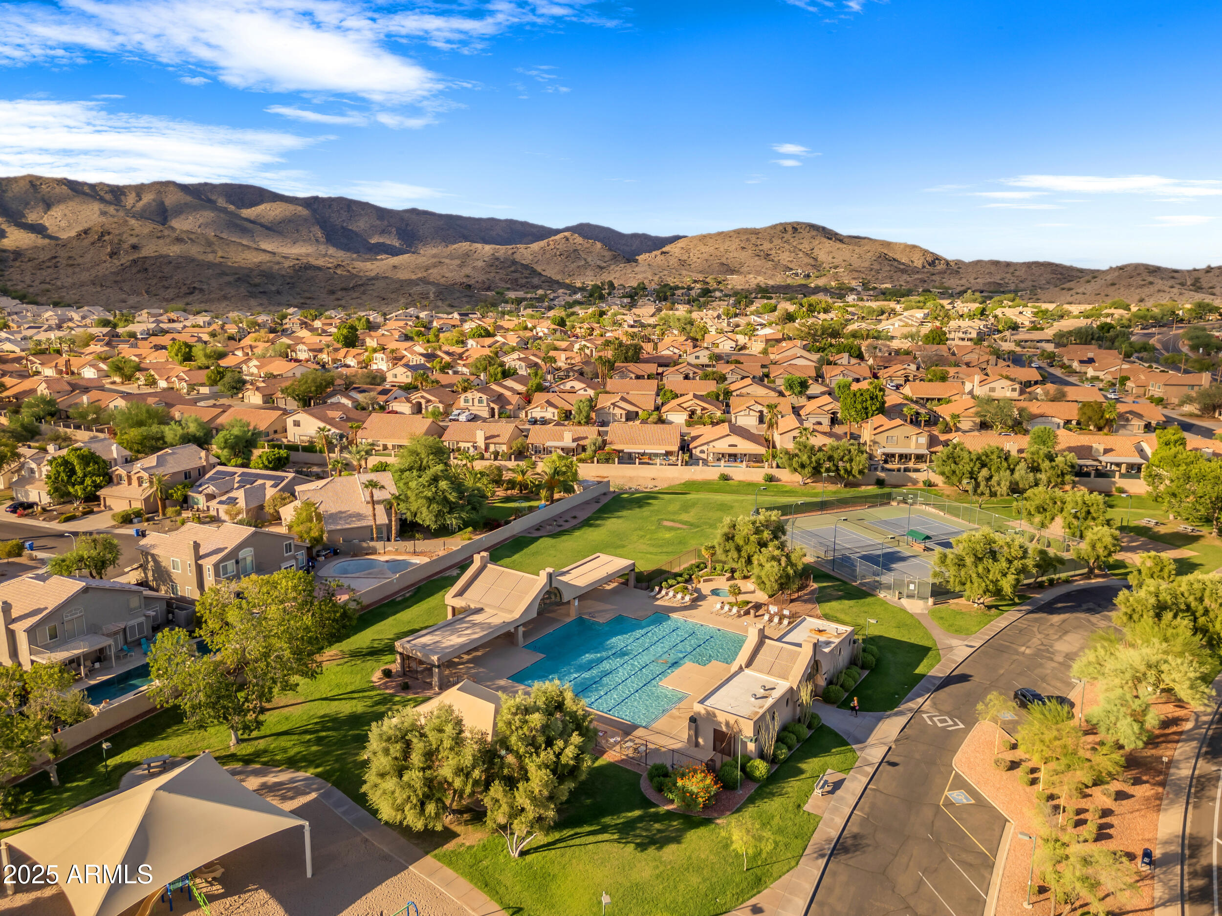 2450 E CATHEDRAL ROCK Drive