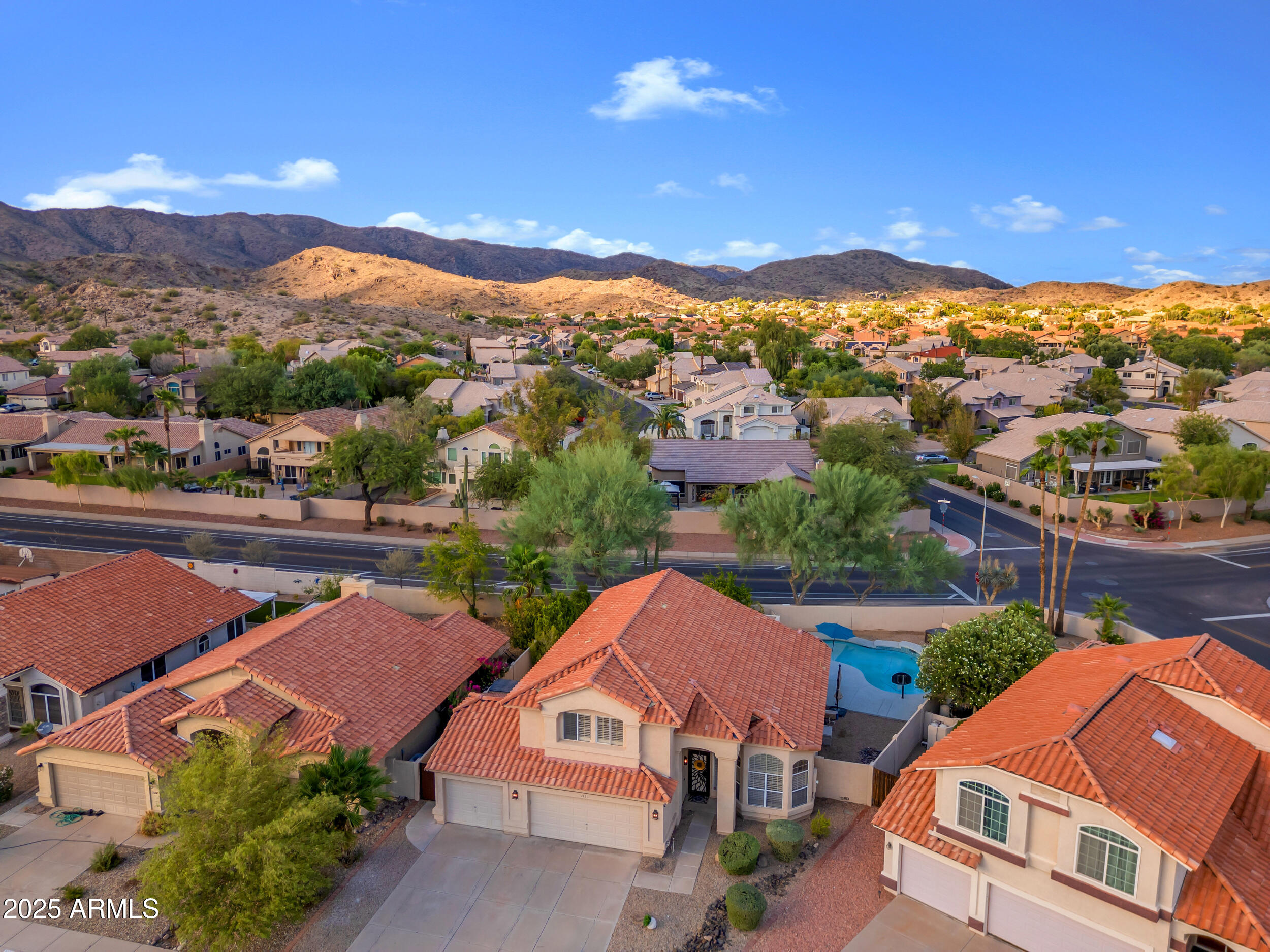 2450 E CATHEDRAL ROCK Drive