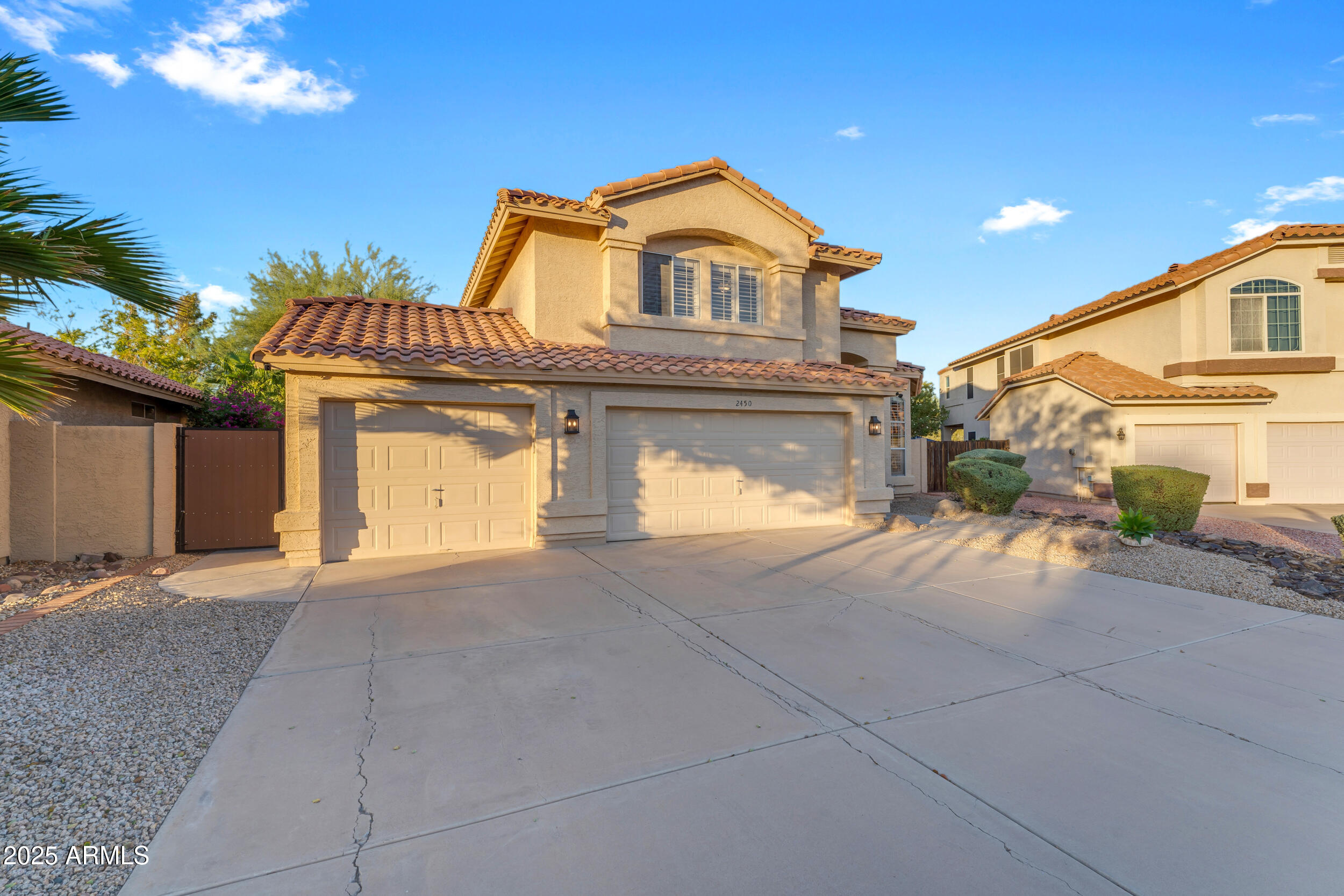 2450 E CATHEDRAL ROCK Drive