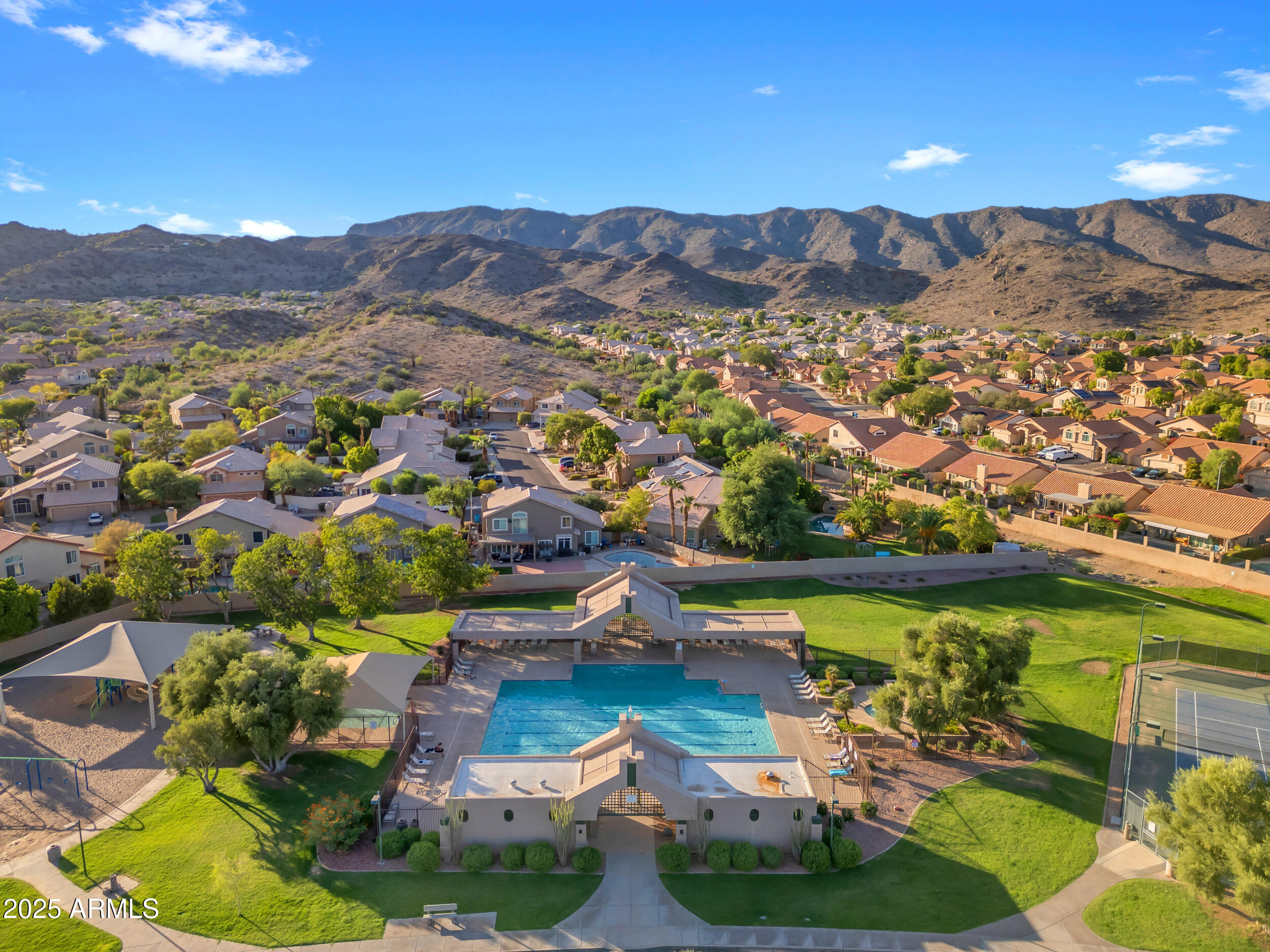 2450 E CATHEDRAL ROCK Drive