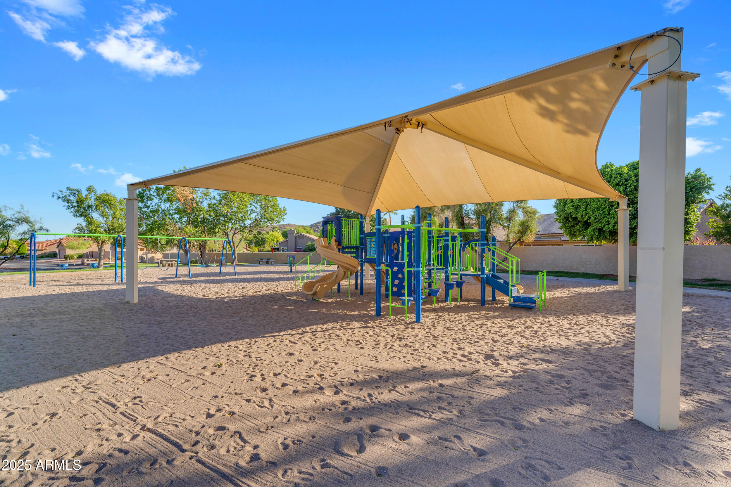 2450 E CATHEDRAL ROCK Drive