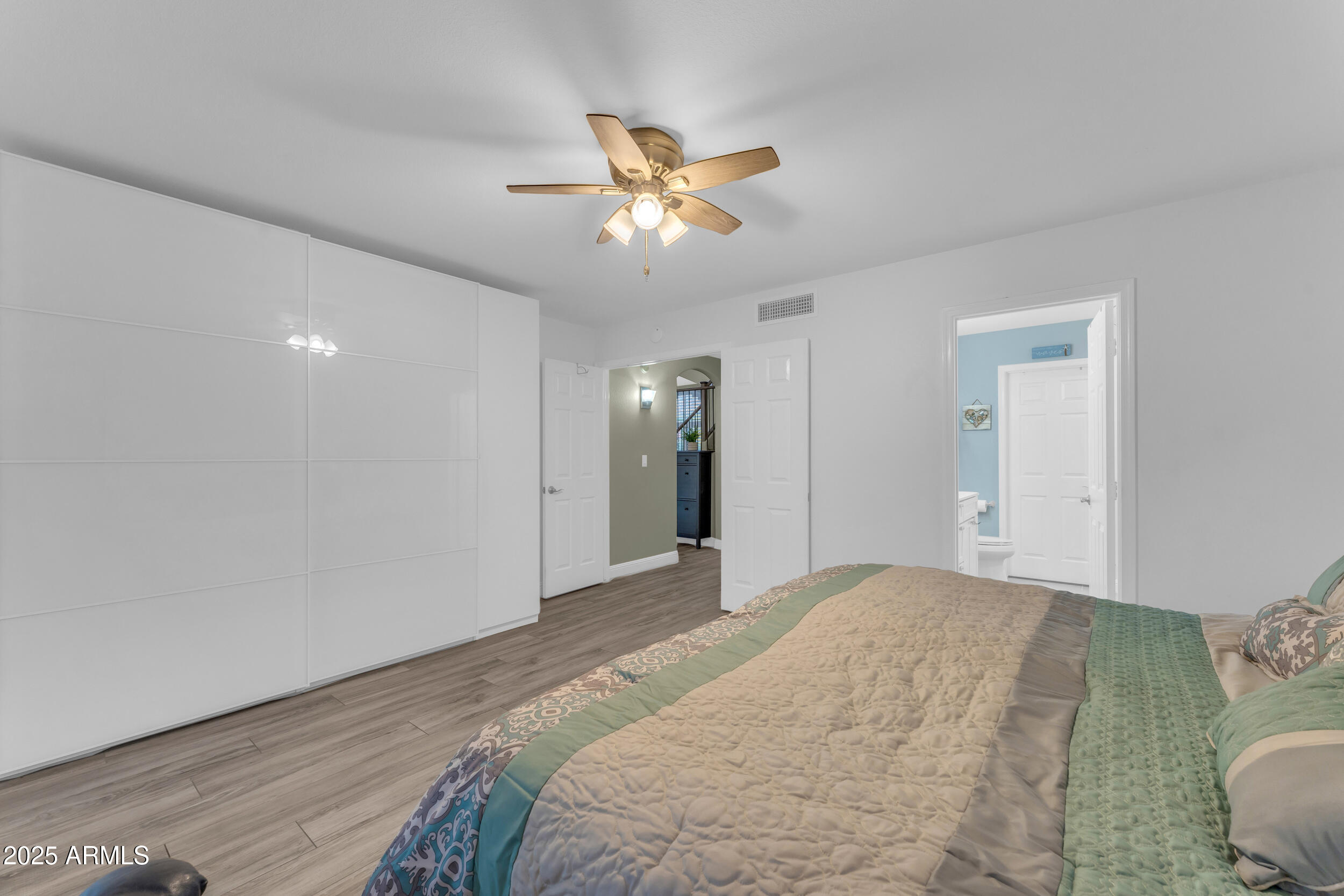 2450 E CATHEDRAL ROCK Drive