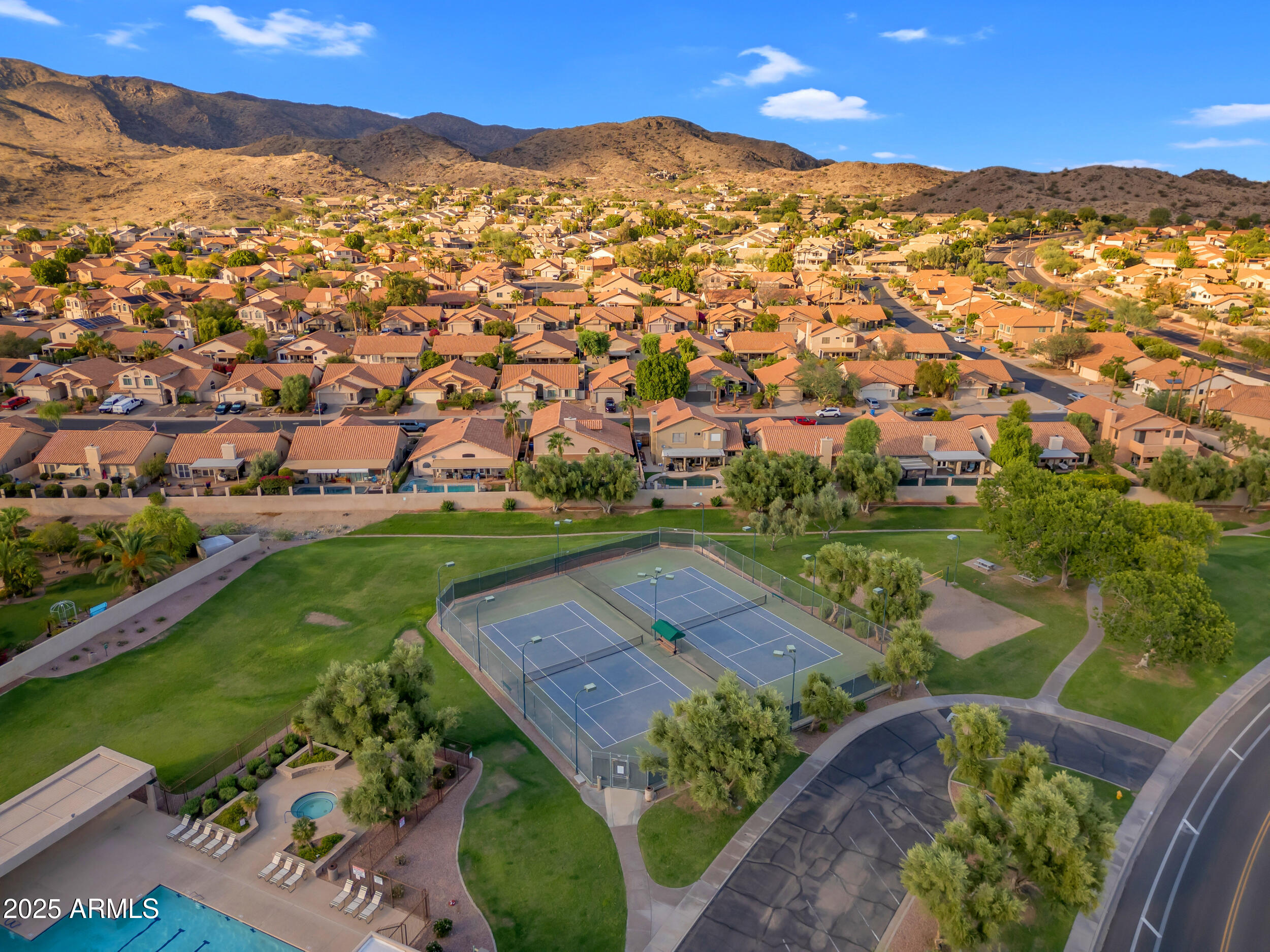 2450 E CATHEDRAL ROCK Drive