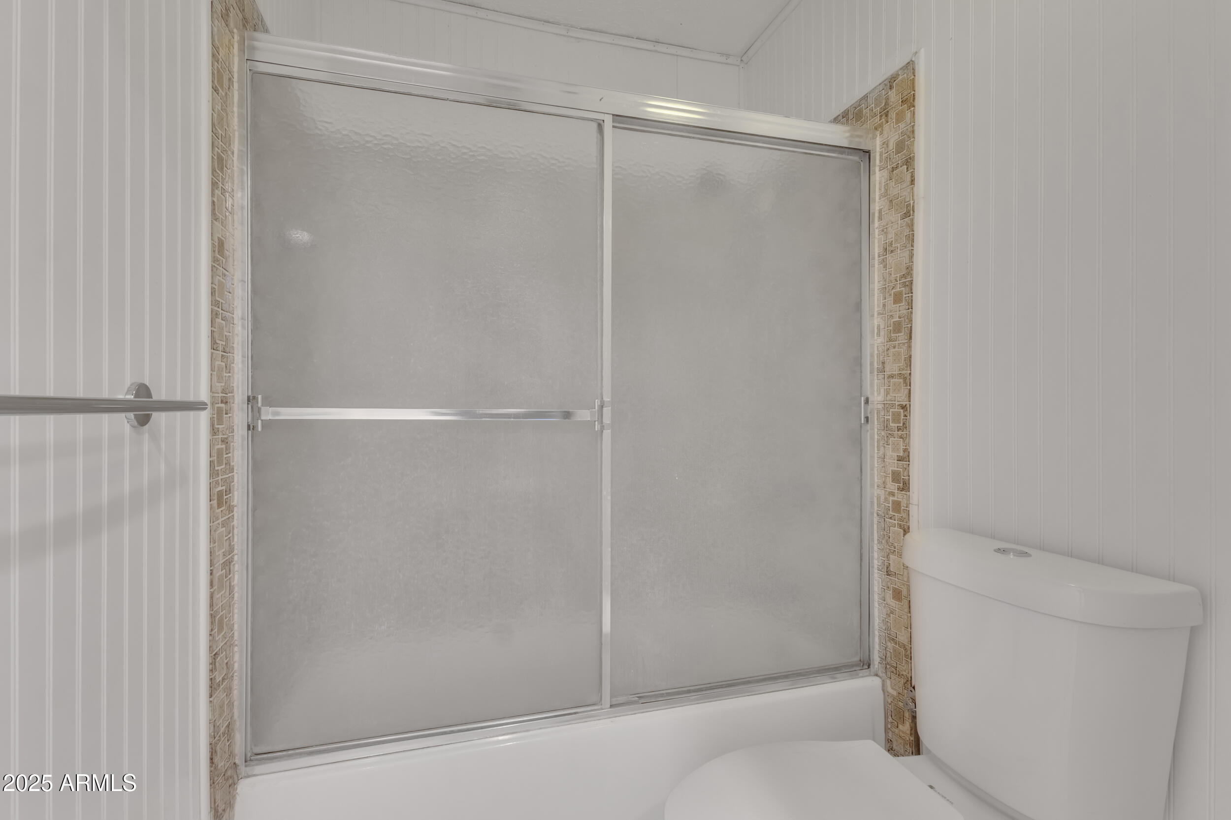 1331 E MCKINLEY Street