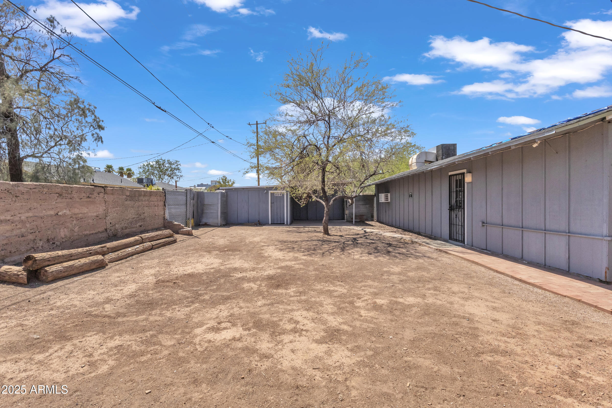 1331 E MCKINLEY Street