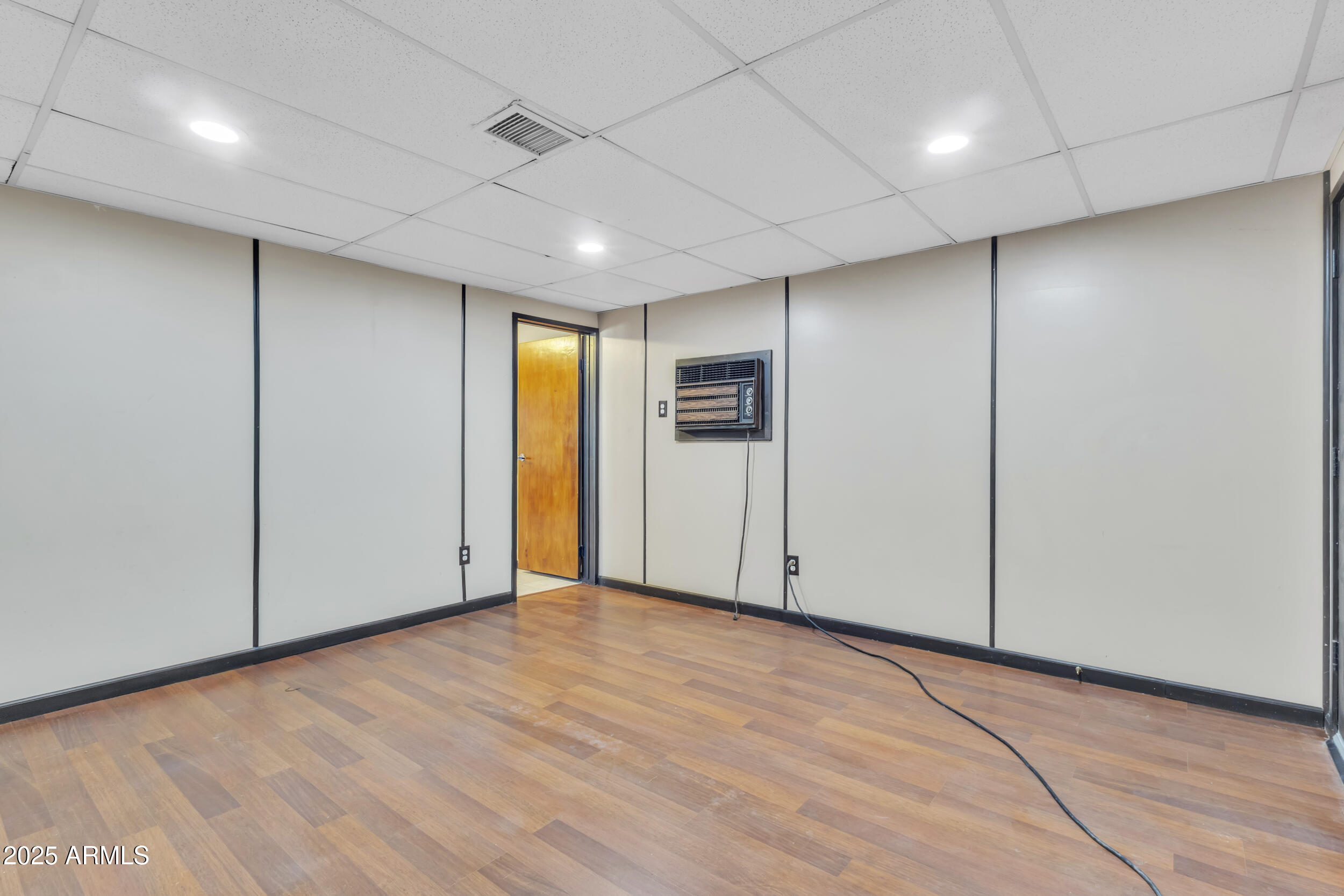 1331 E MCKINLEY Street