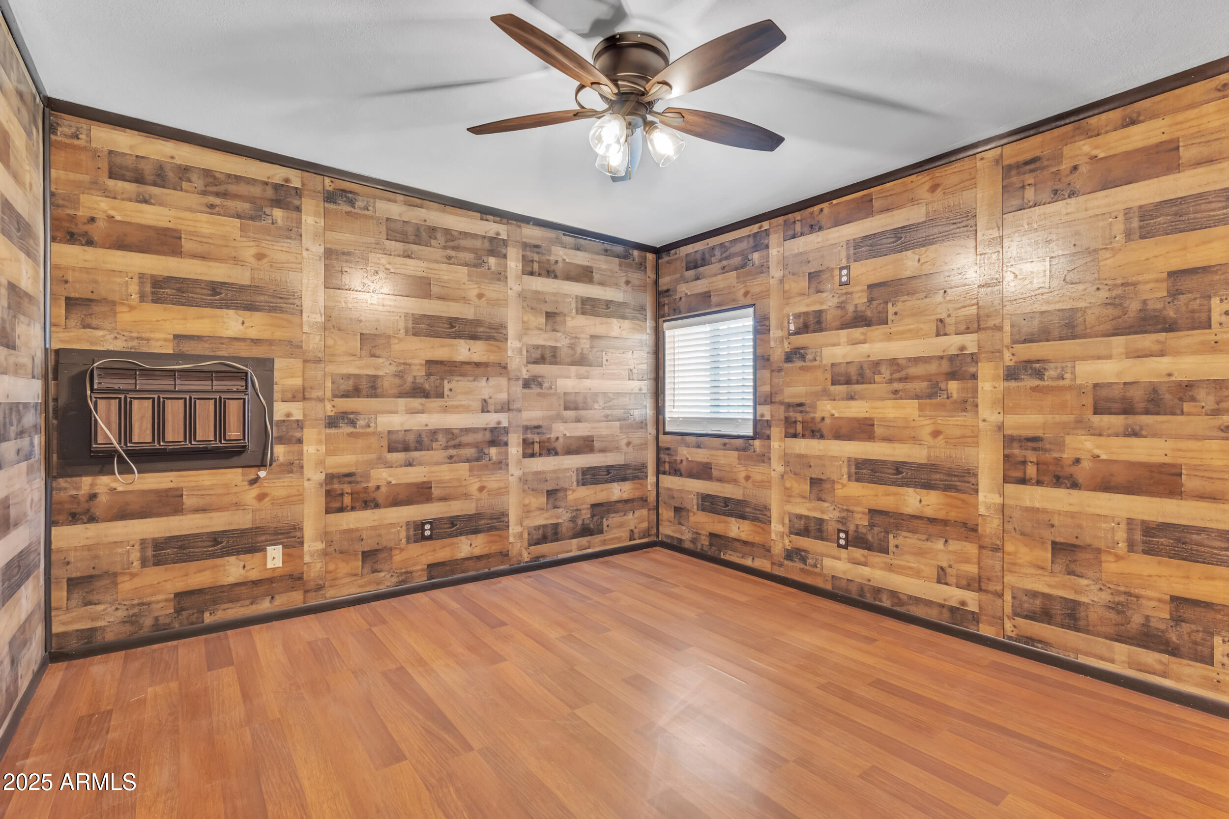 1331 E MCKINLEY Street