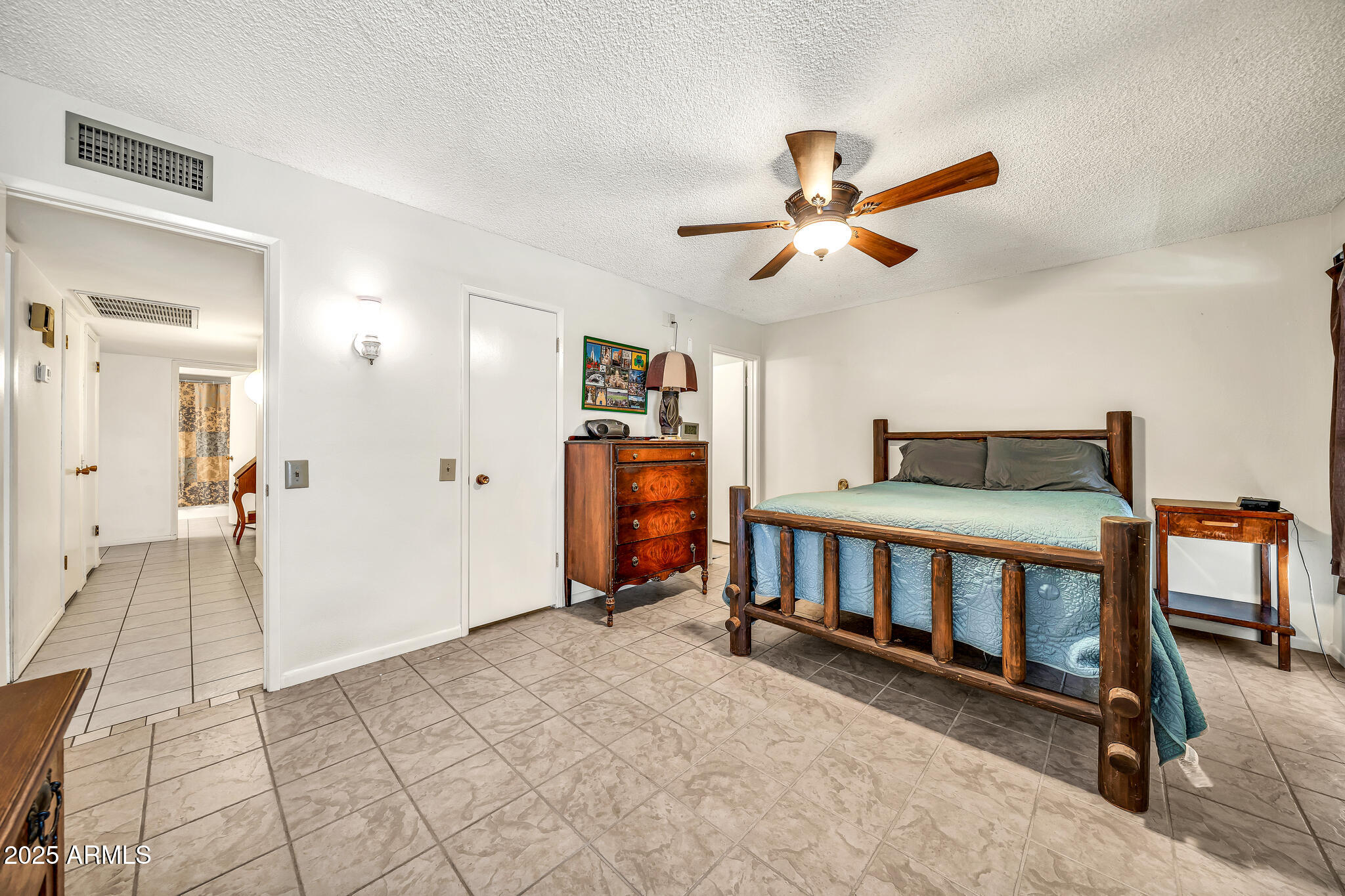 9739 W RIVIERA Drive