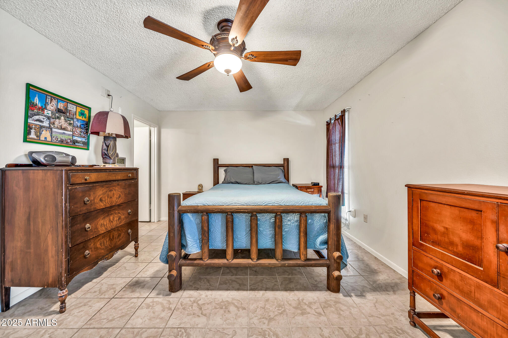 9739 W RIVIERA Drive