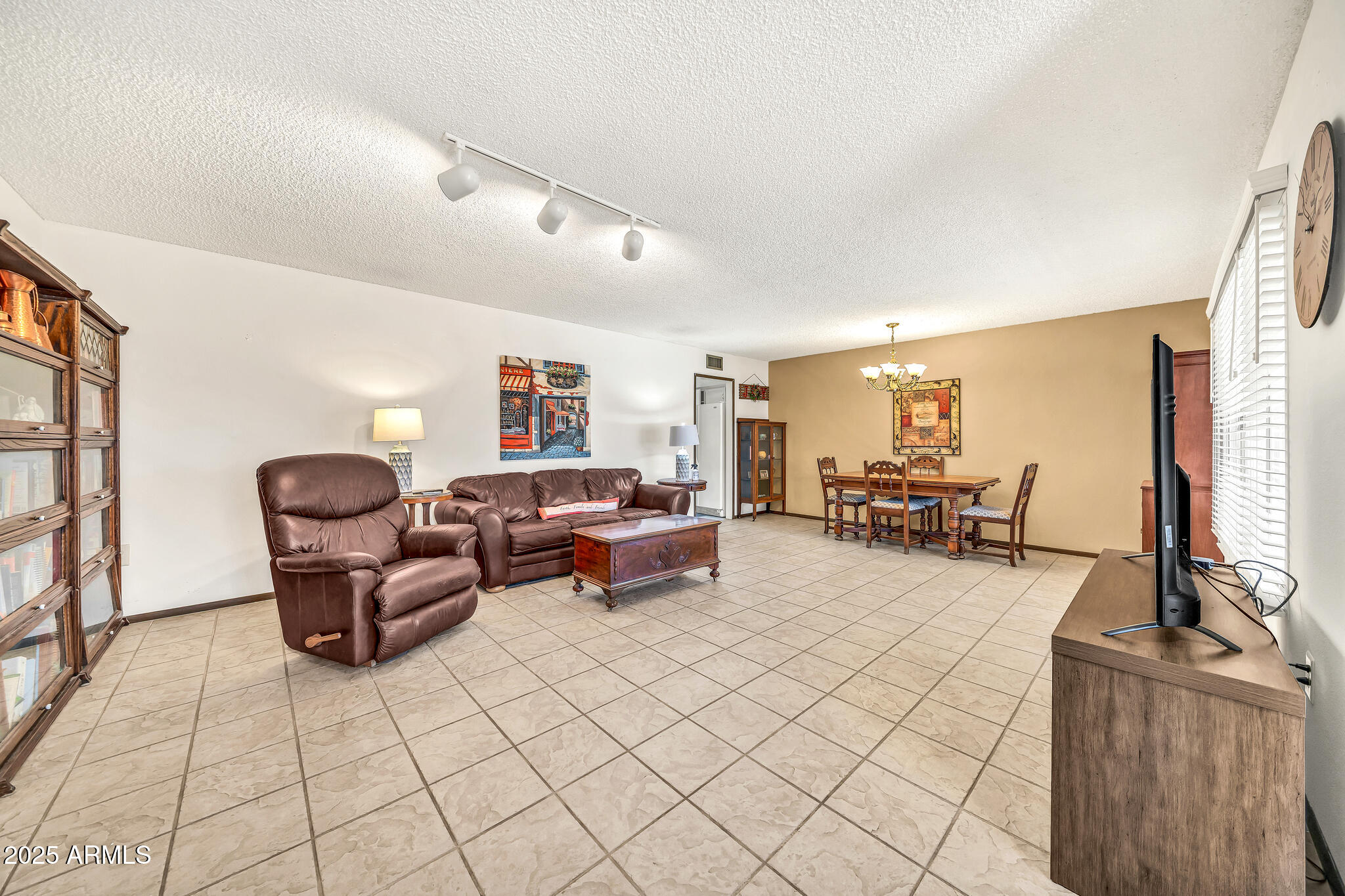 9739 W RIVIERA Drive